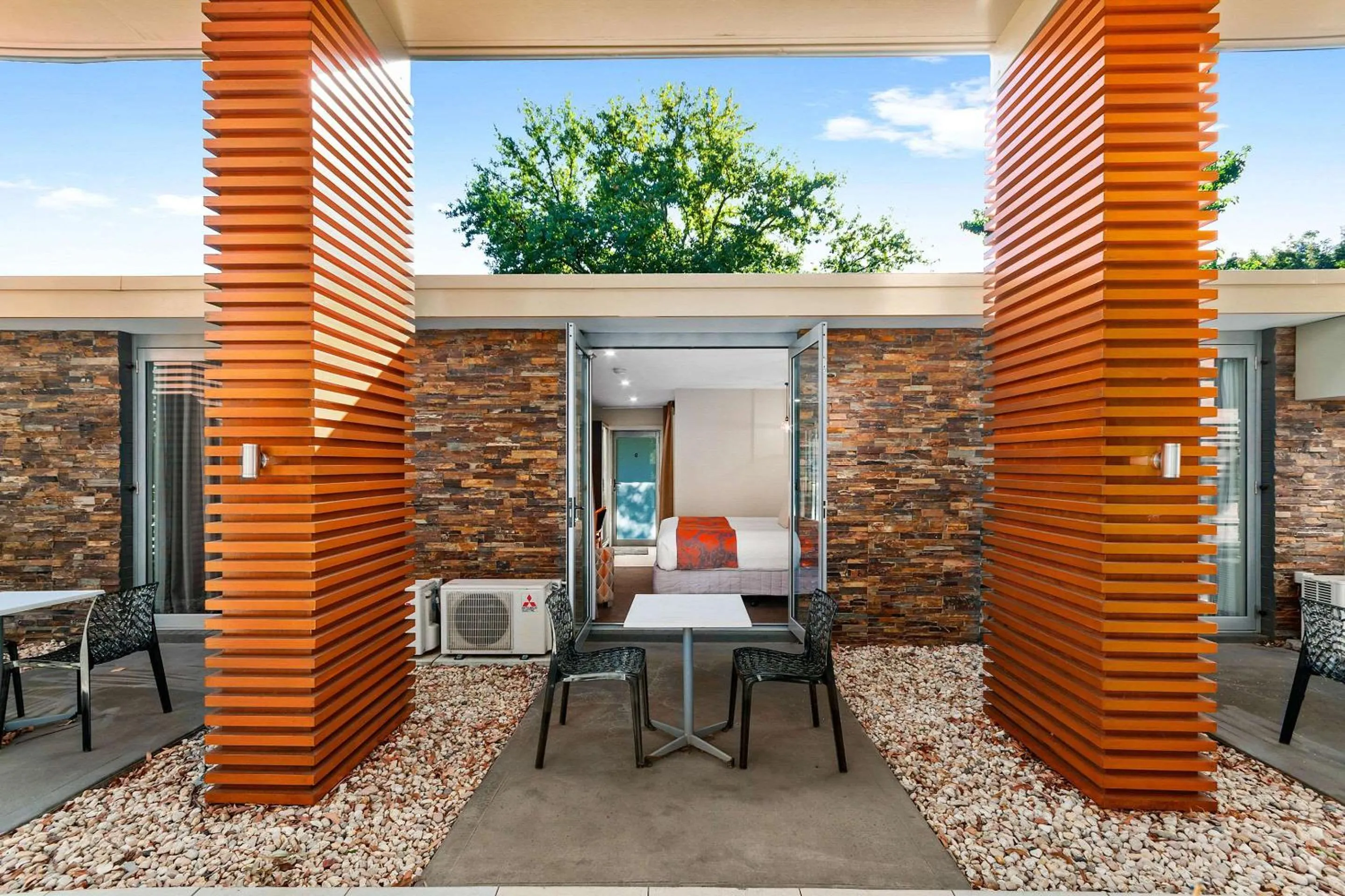 Photo of the whole room in Comfort Inn & Suites Warragul