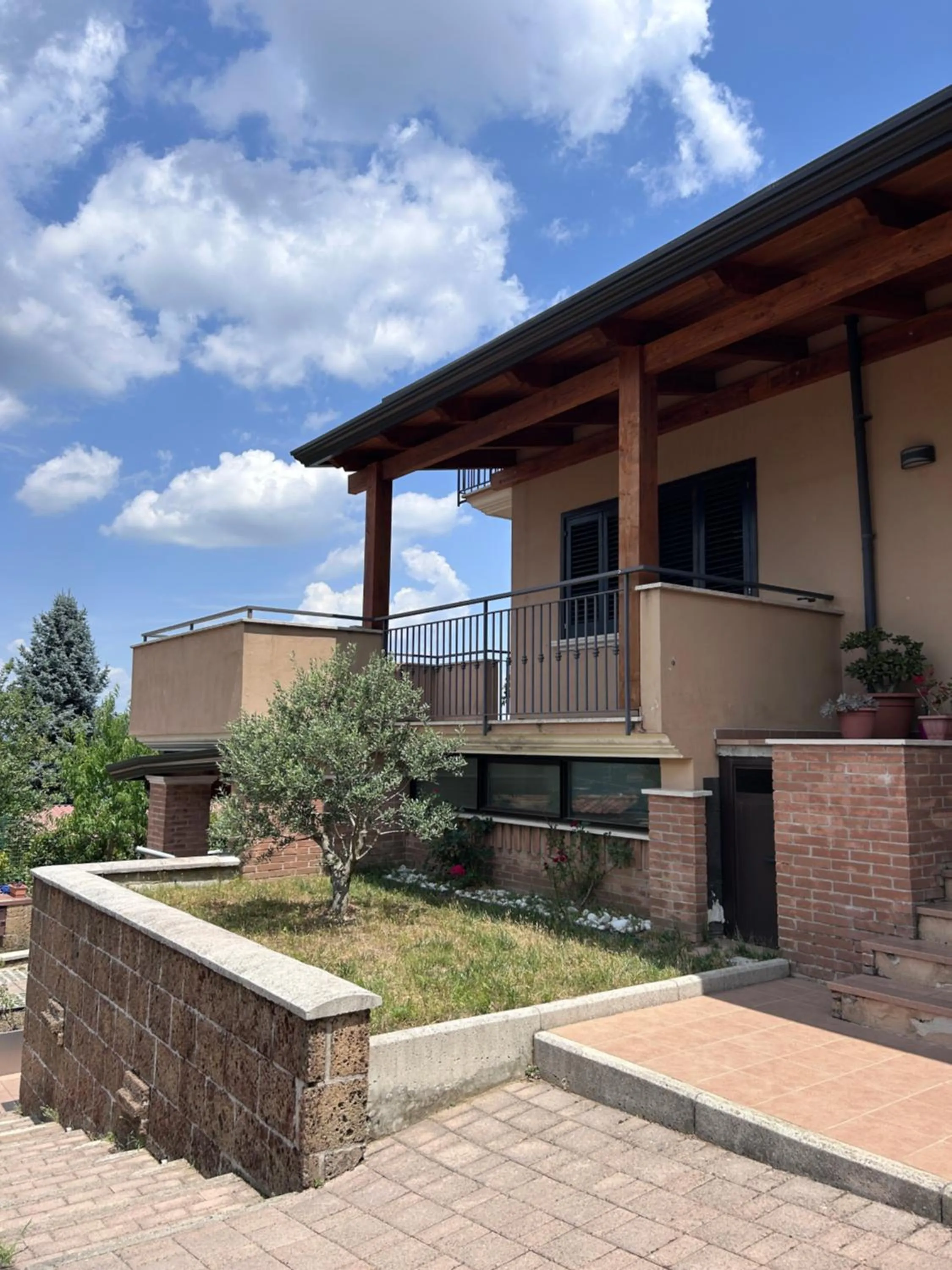 Property building in Villa Amalia