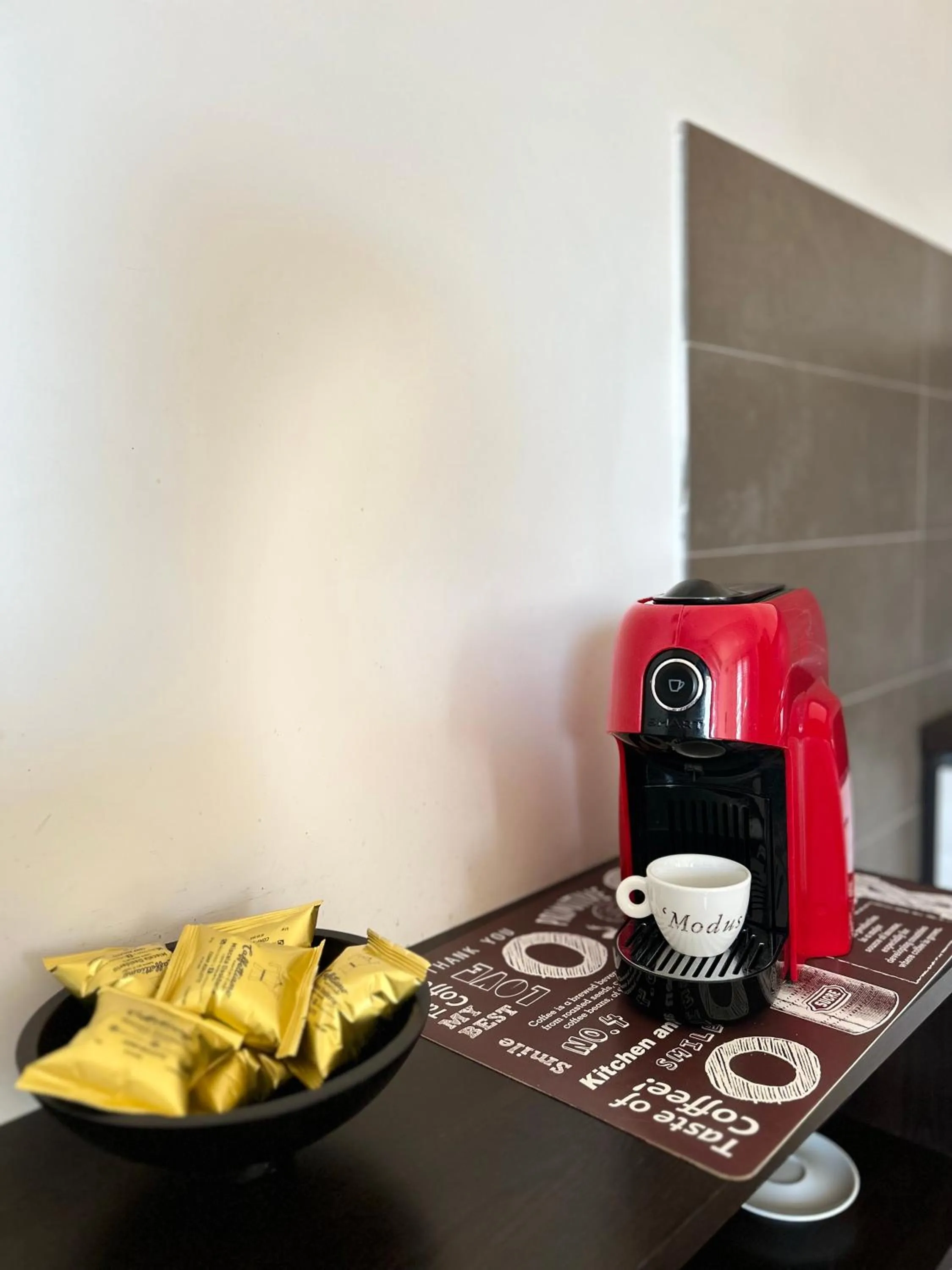 Coffee/tea facilities in Villa Amalia