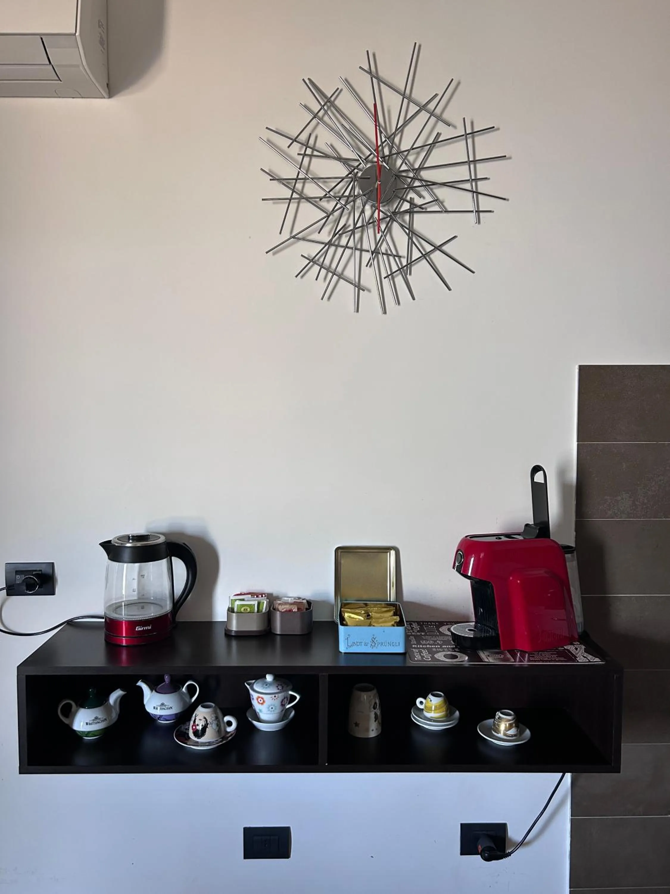 Communal kitchen in Villa Amalia