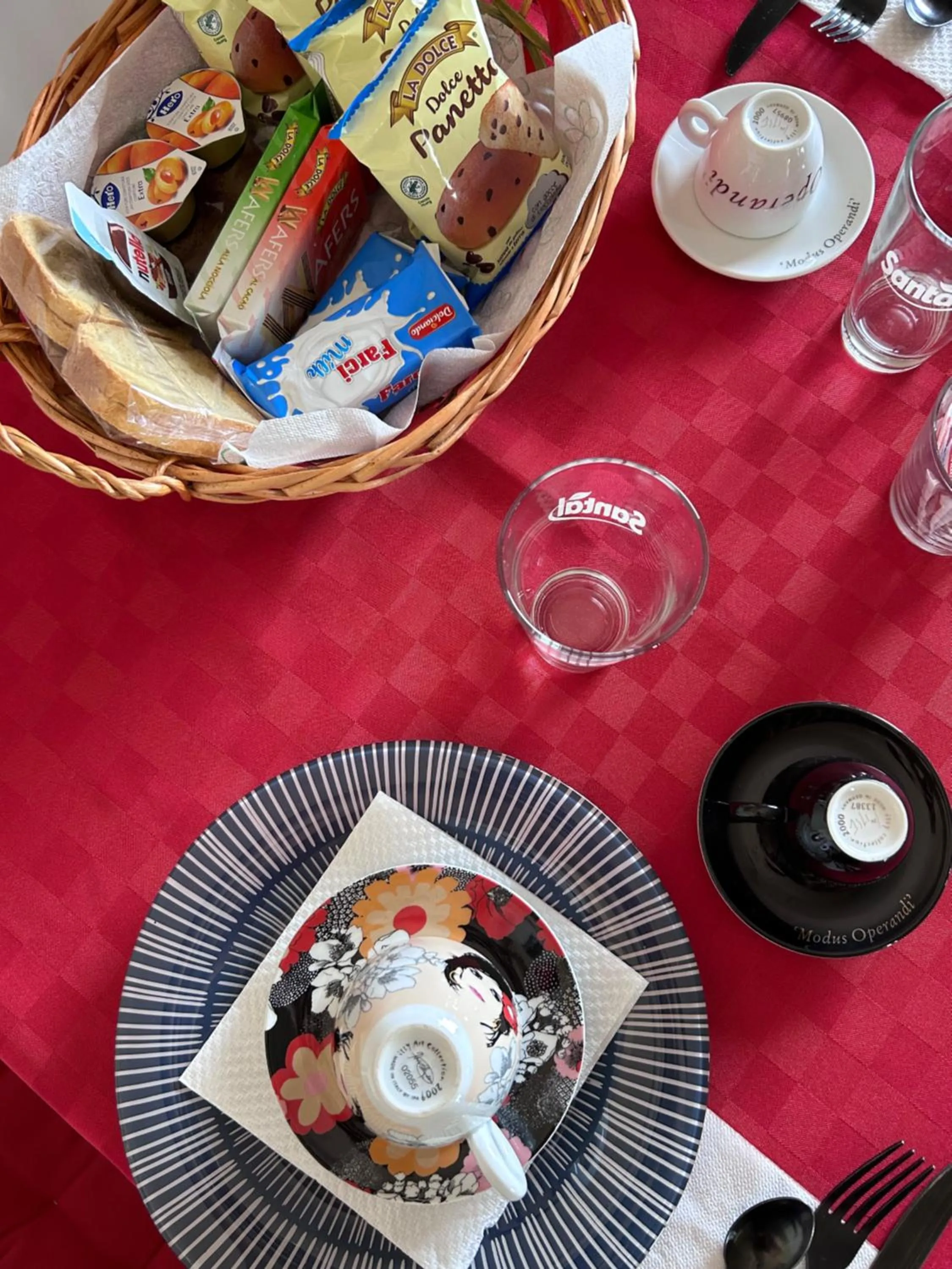 Food and drinks in Villa Amalia