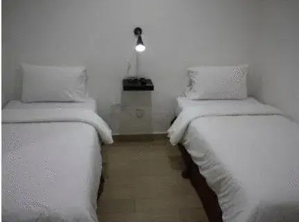 Standard Double or Twin Room in Dynasty Inn - Wakaf Che Yeh Standard Double or Twin Room in Dynasty Inn - Wakaf Che Yeh