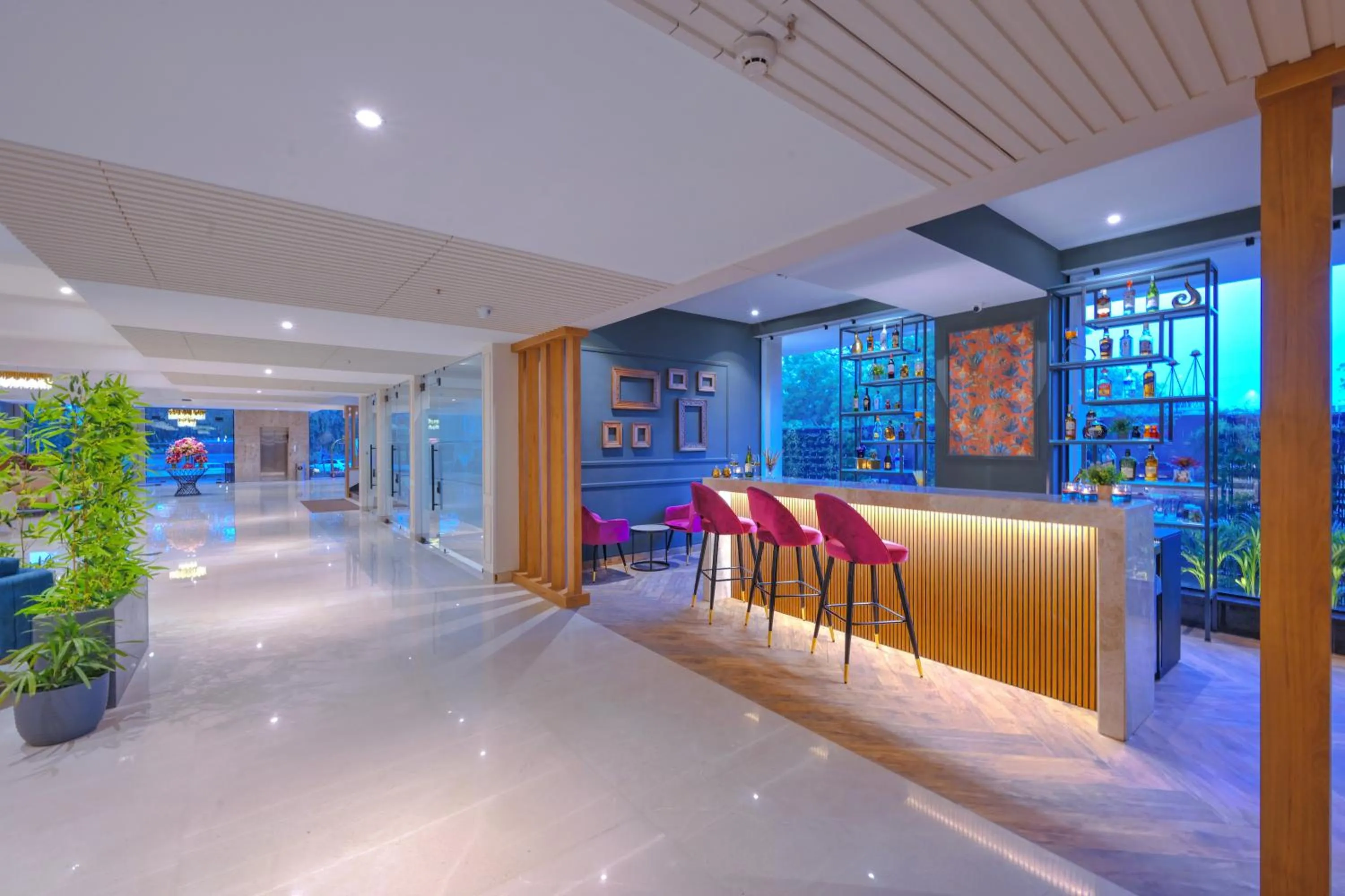 Lounge or bar in Royale Sarovar Portico Agra