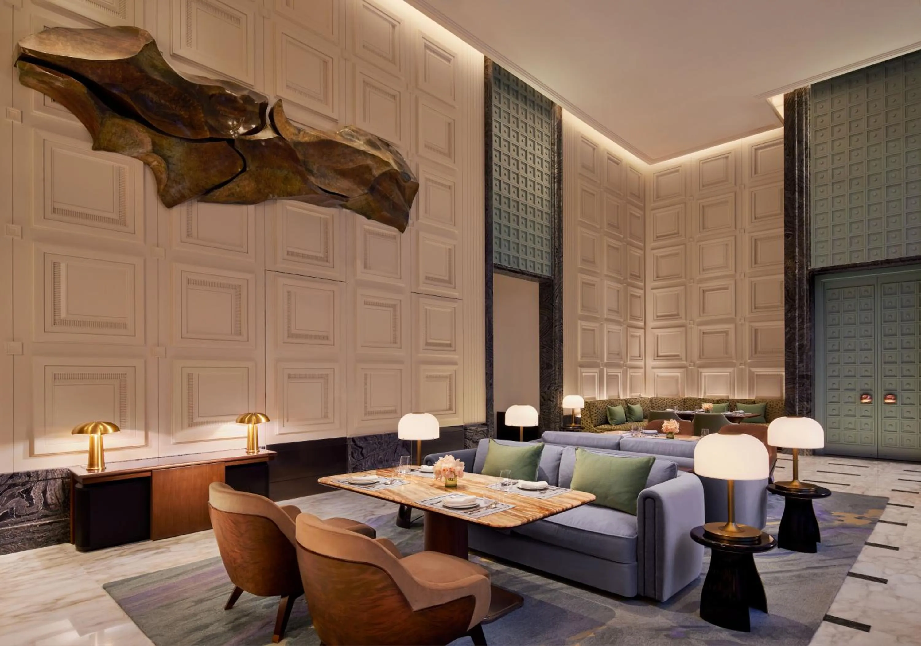 Restaurant/places to eat in Four Seasons Hotel Mumbai