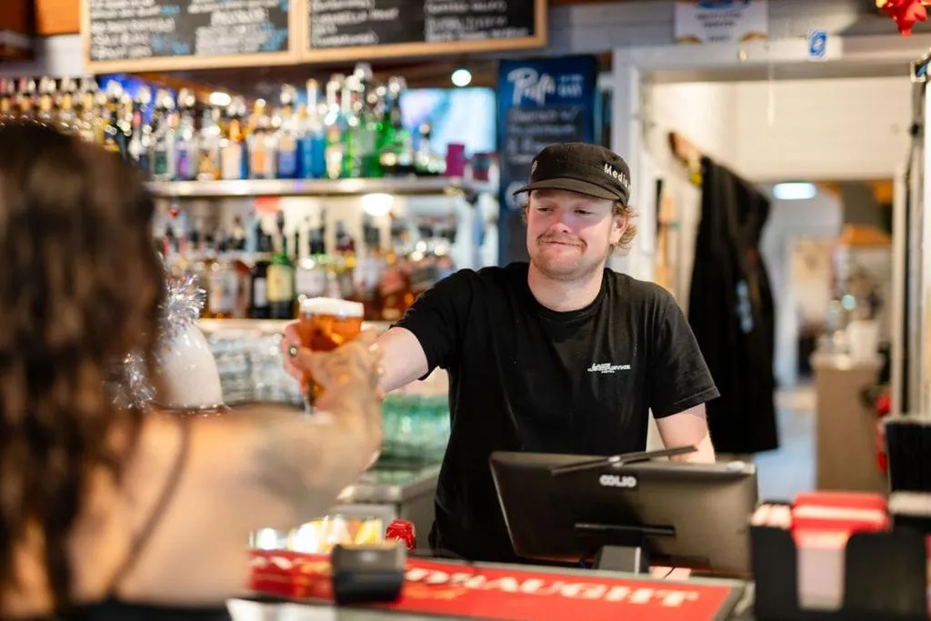 Lake Jindabyne Hotel