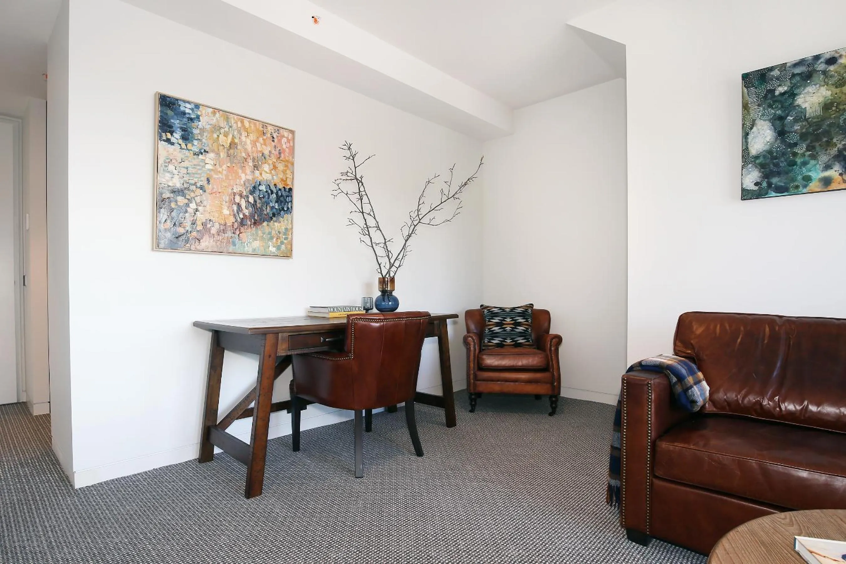 Lake Jindabyne Hotel