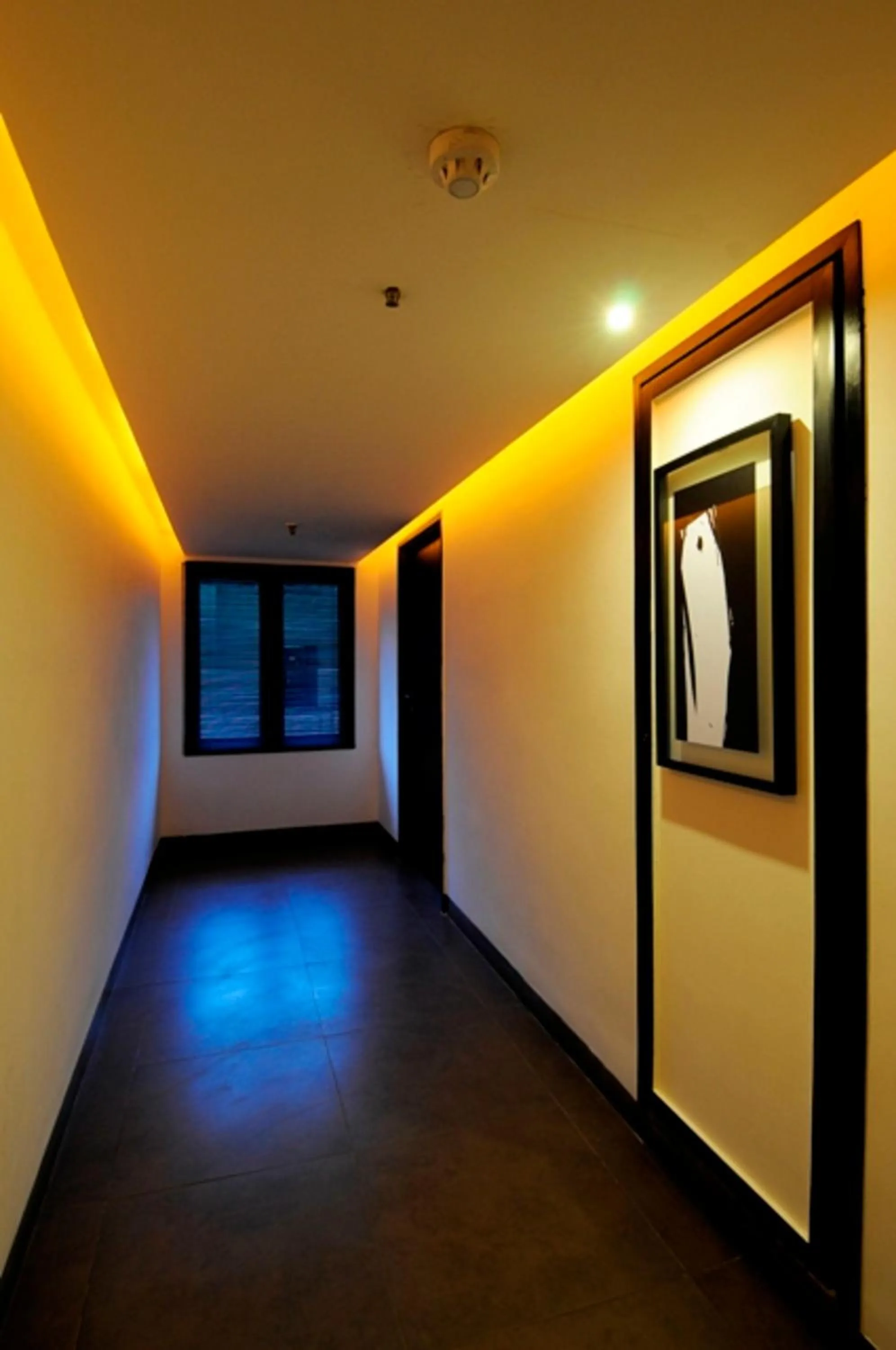 Area and facilities in The Central Court