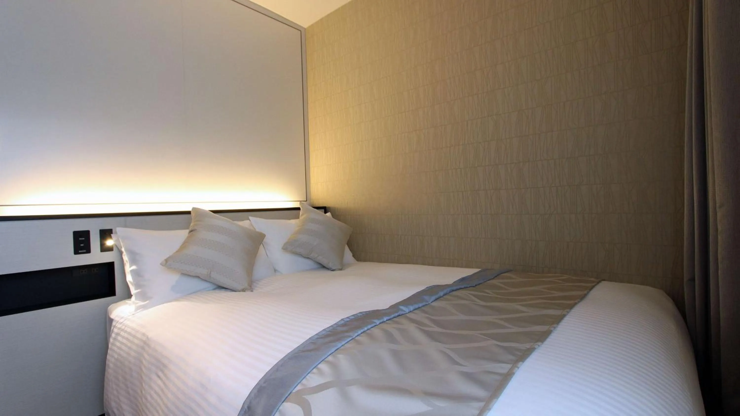 Bedroom, Bed in Best Western Plus Nagoya Sakae