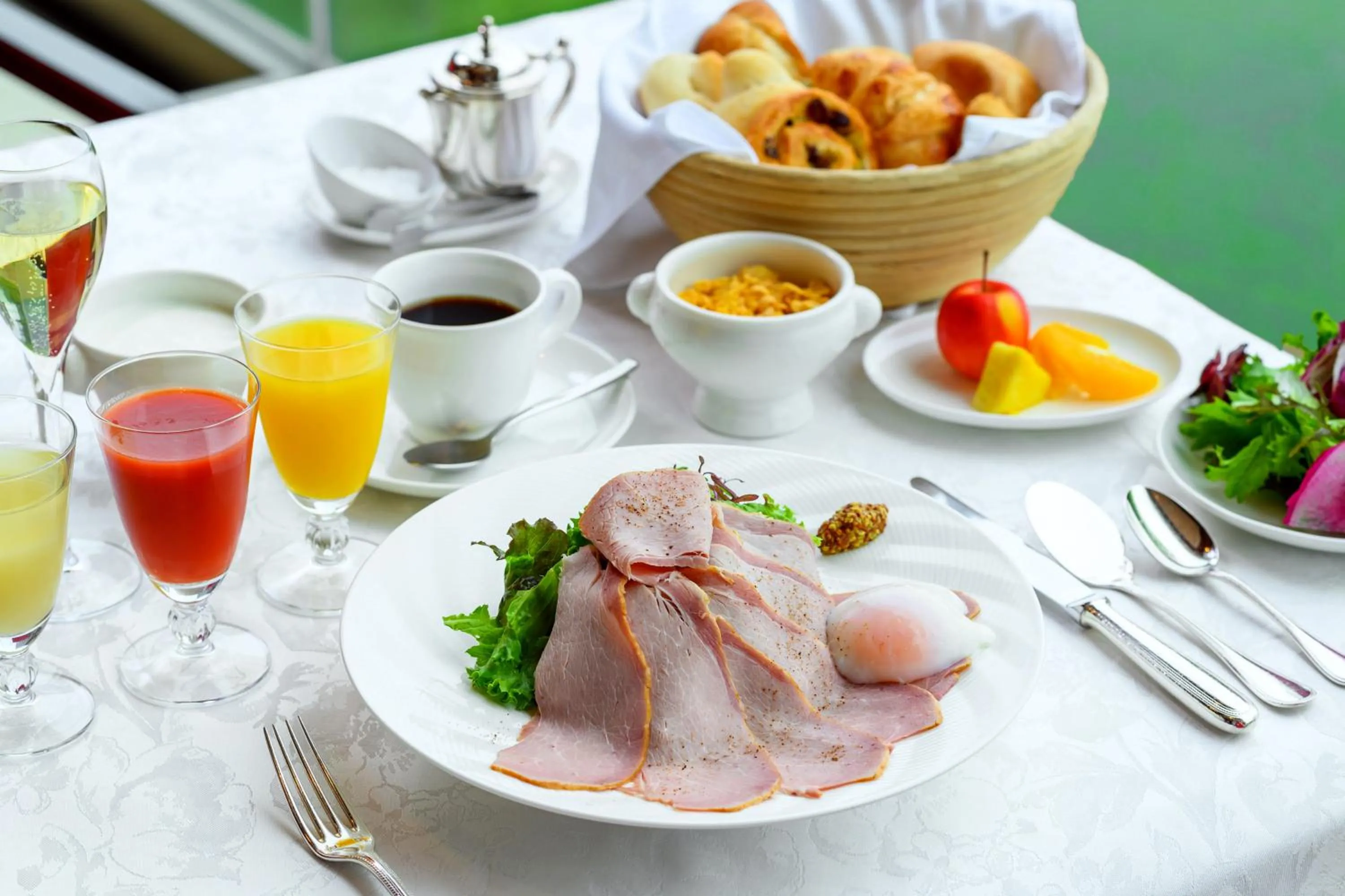 Breakfast in The Windsor Hotel TOYA Vignette Collection