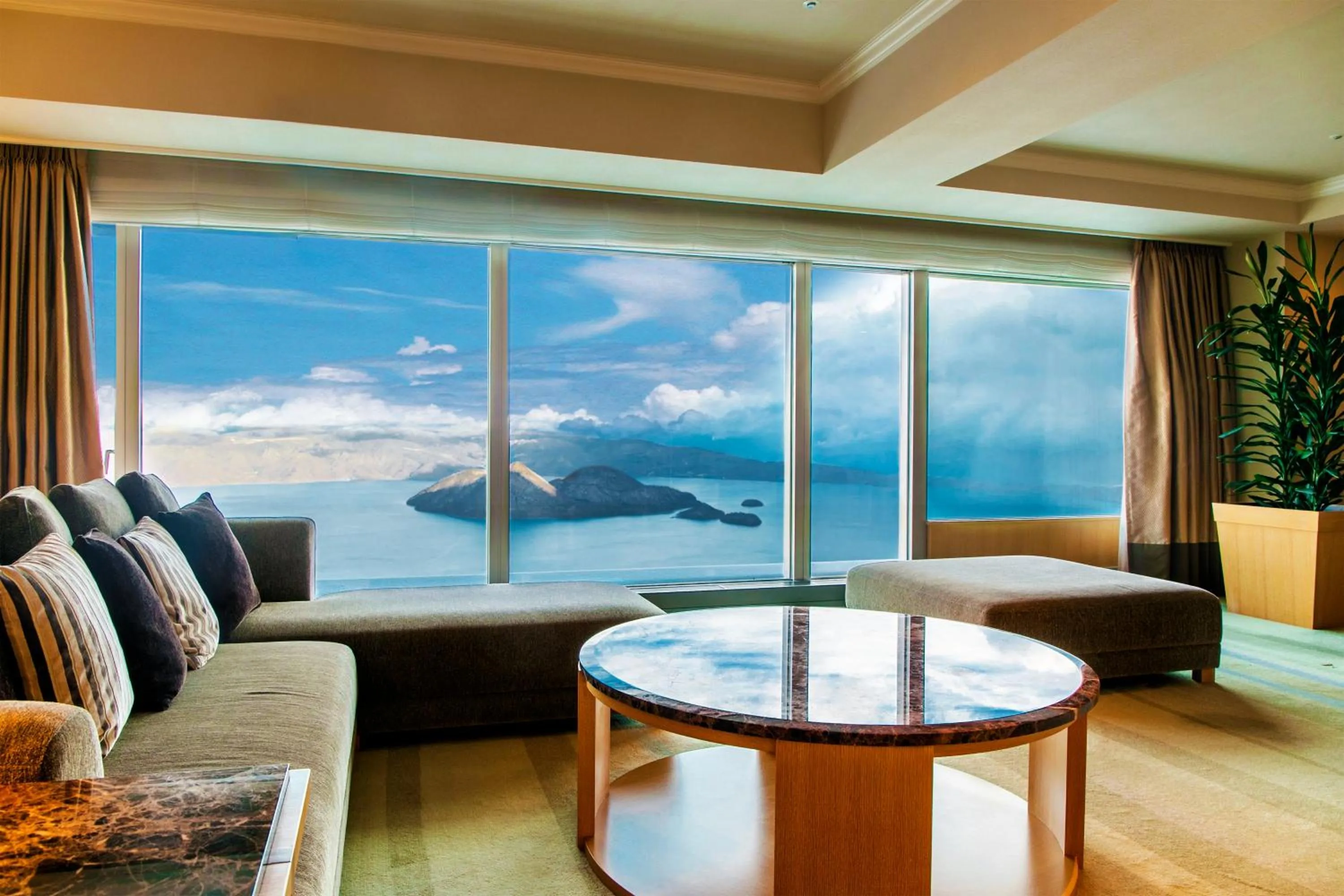 Photo of the whole room in The Windsor Hotel TOYA Vignette Collection