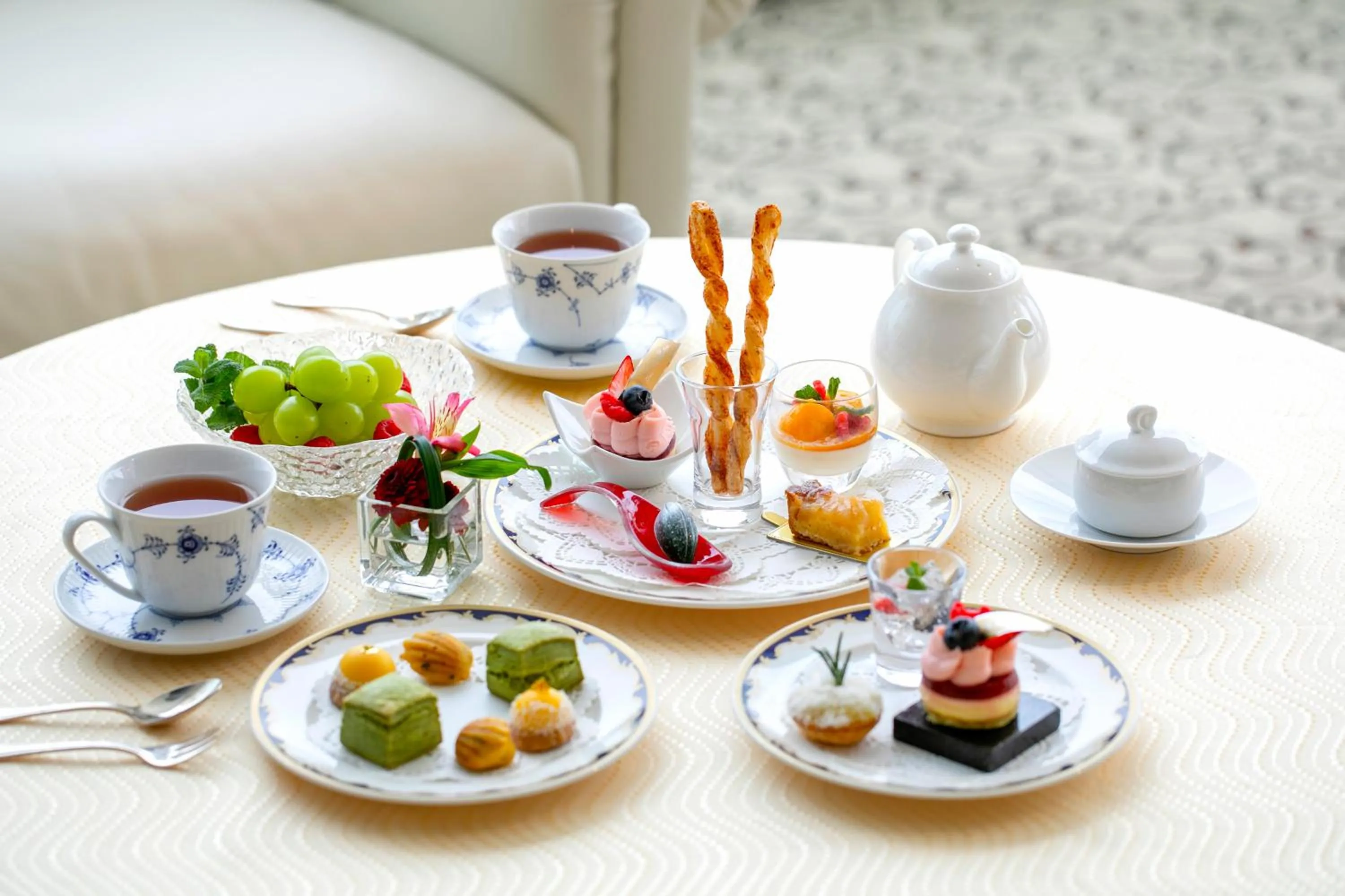 VIP in The Windsor Hotel TOYA Vignette Collection