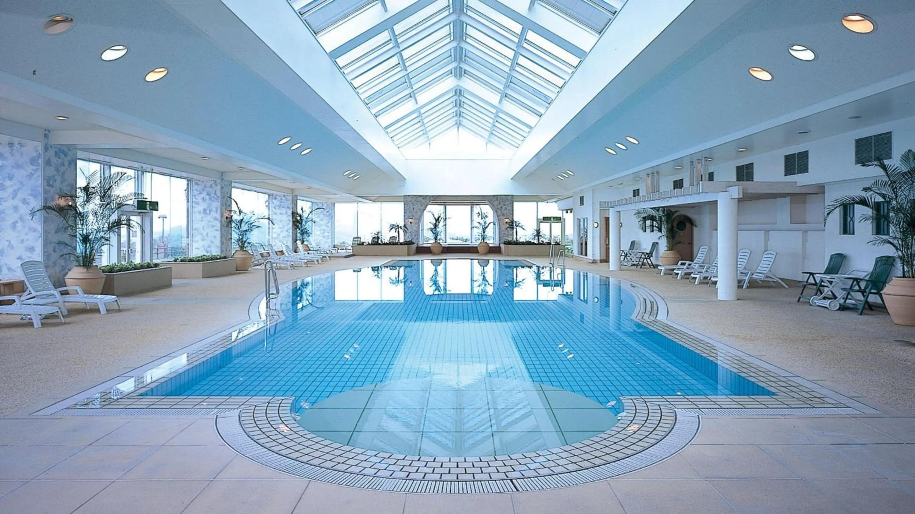 Swimming pool in The Windsor Hotel TOYA Vignette Collection