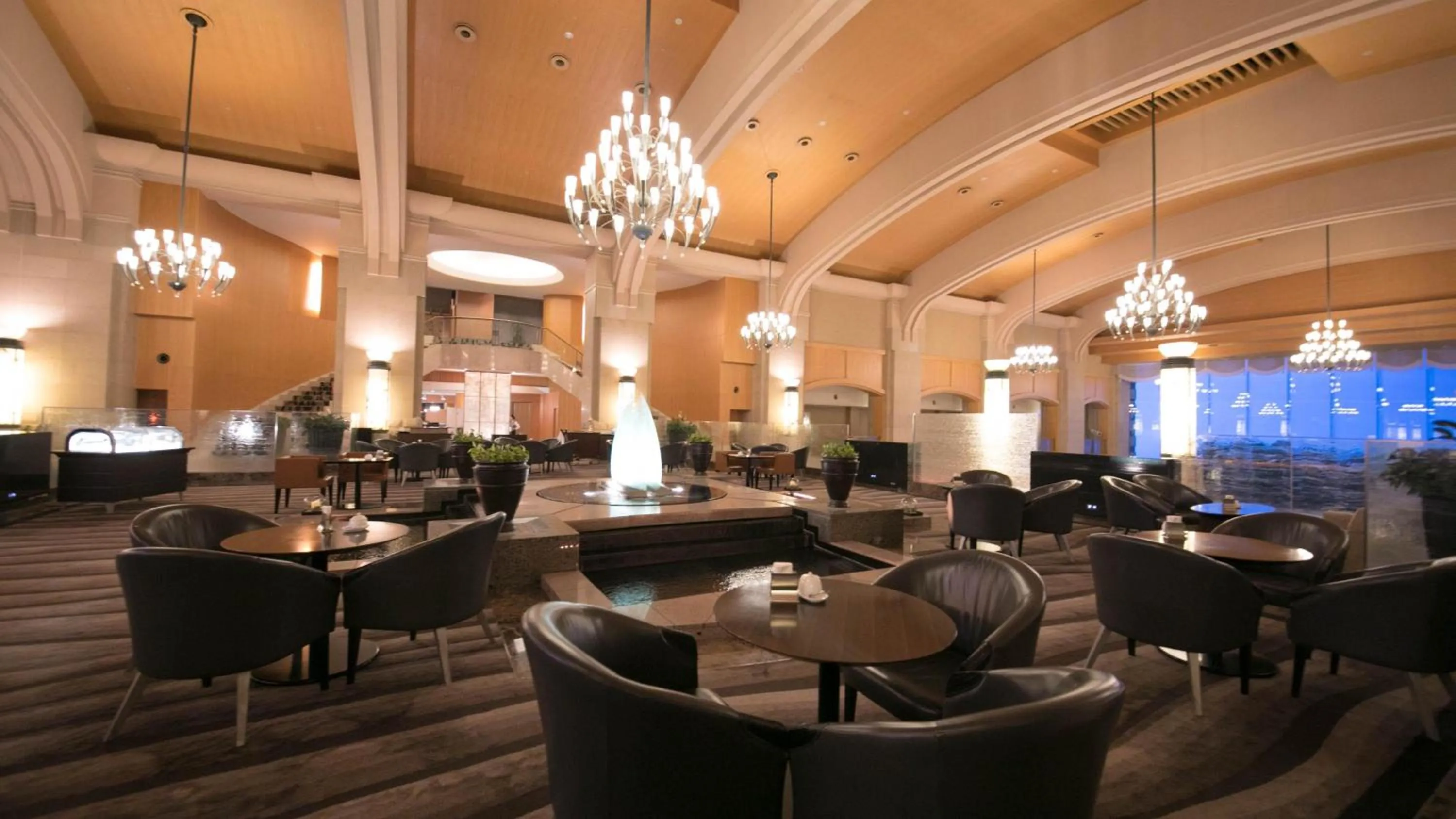 Restaurant/places to eat in The Windsor Hotel TOYA Vignette Collection