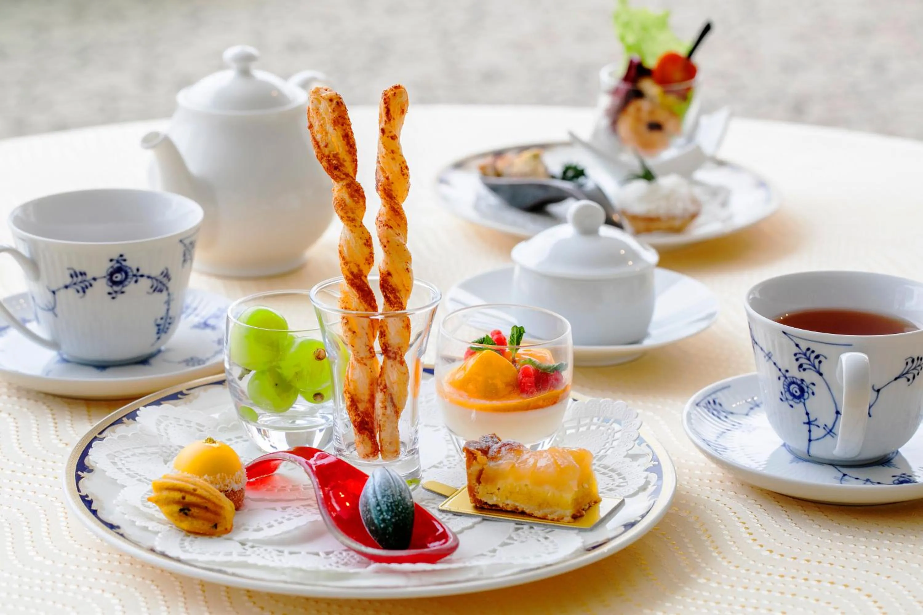 VIP in The Windsor Hotel TOYA Vignette Collection