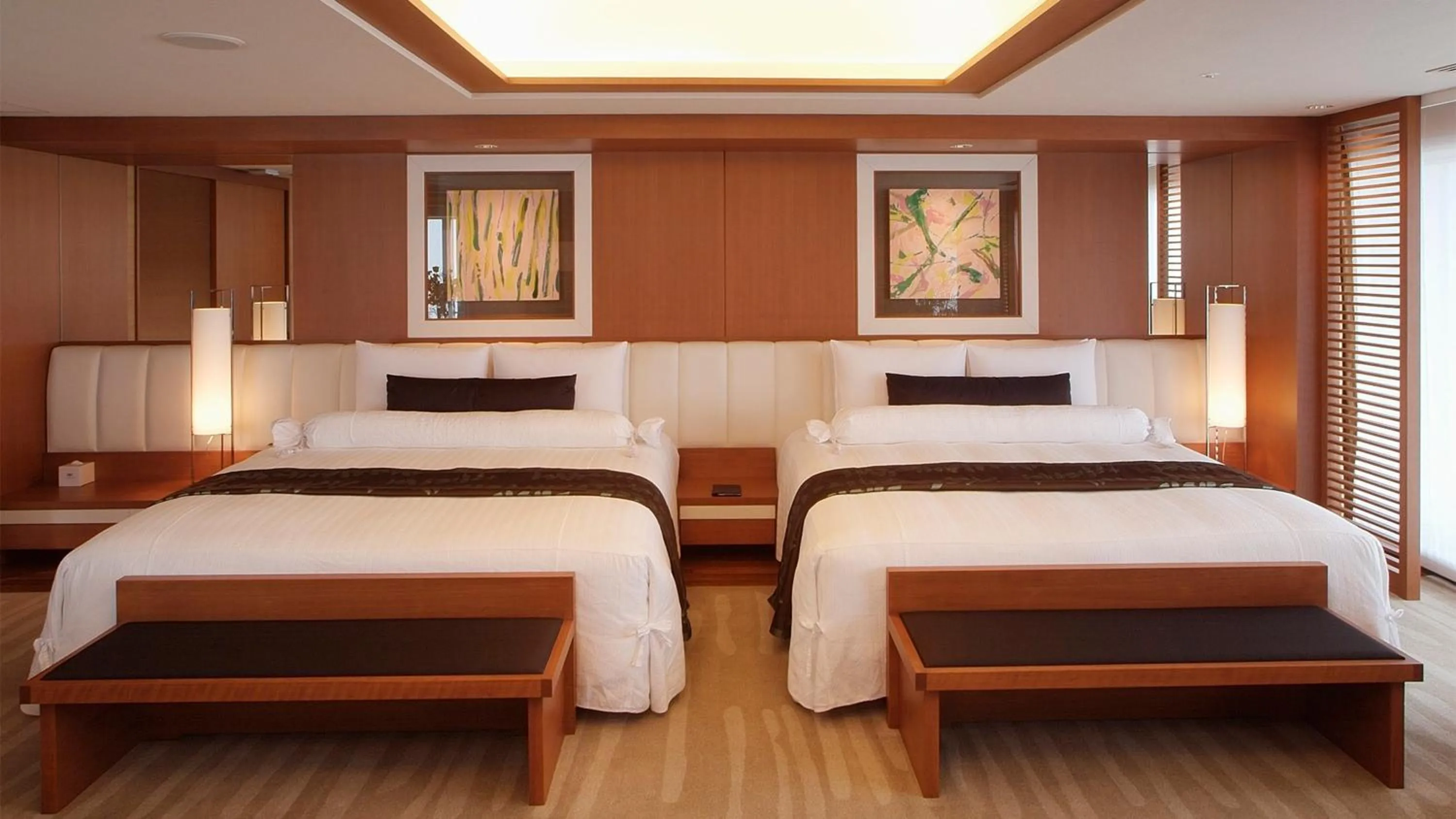 Photo of the whole room, Bed in The Windsor Hotel TOYA Vignette Collection