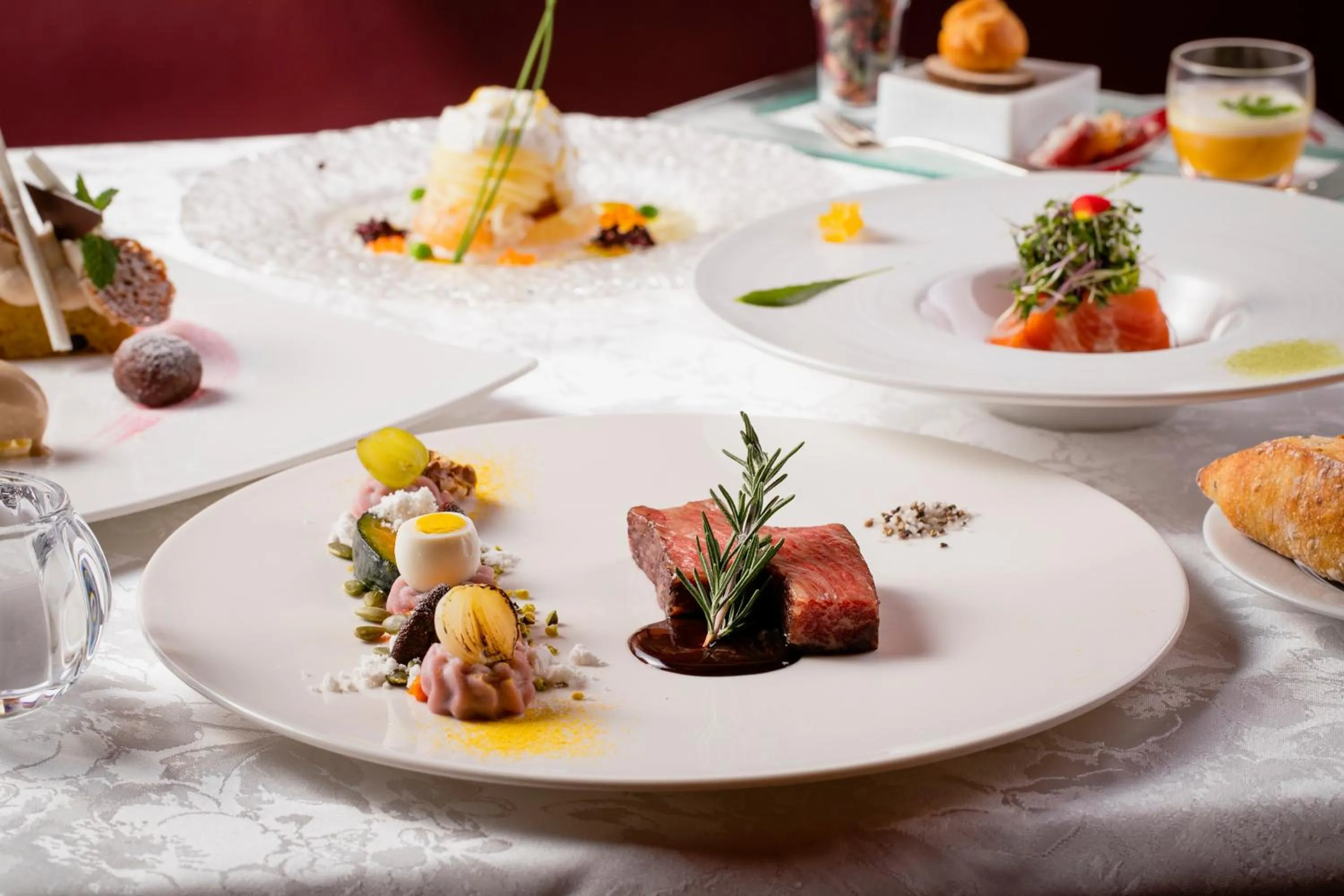 Dinner in The Windsor Hotel TOYA Vignette Collection