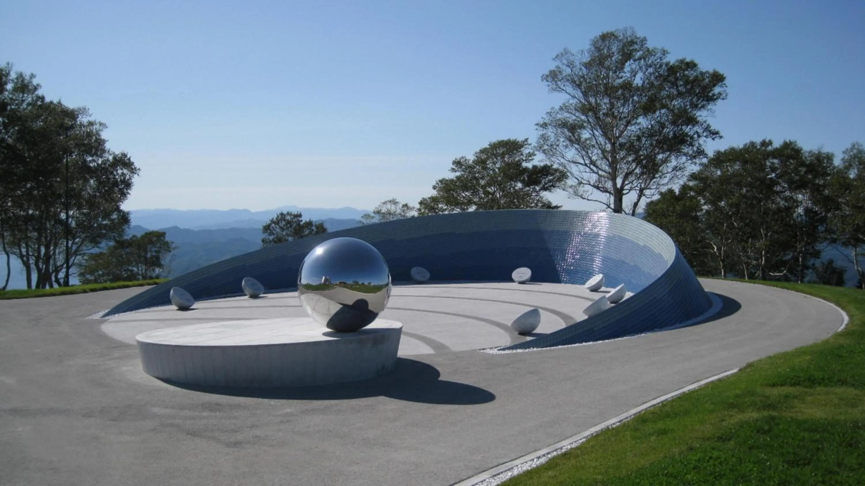 Decorative detail in The Windsor Hotel TOYA Vignette Collection