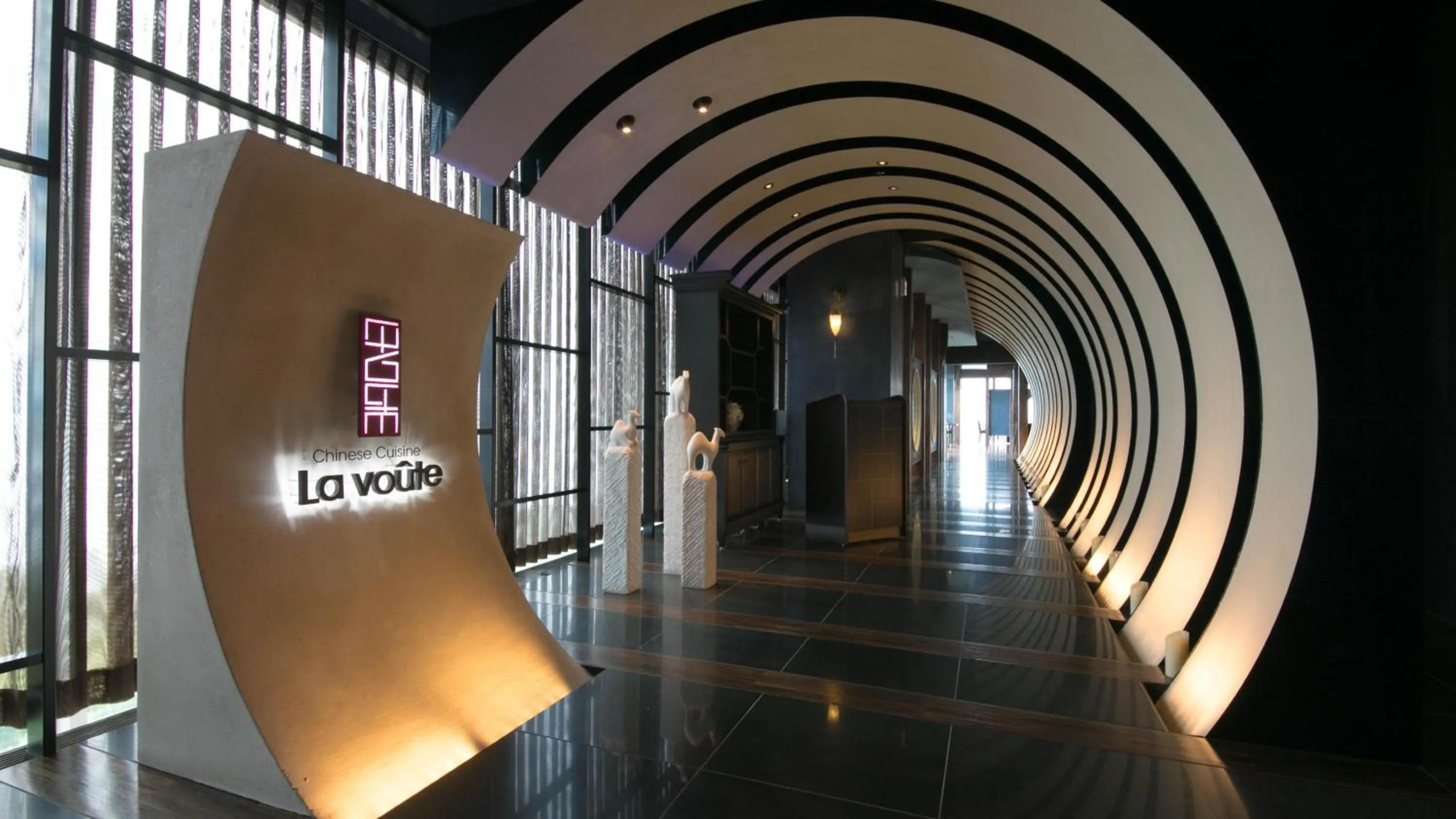 Restaurant/places to eat in The Windsor Hotel TOYA Vignette Collection