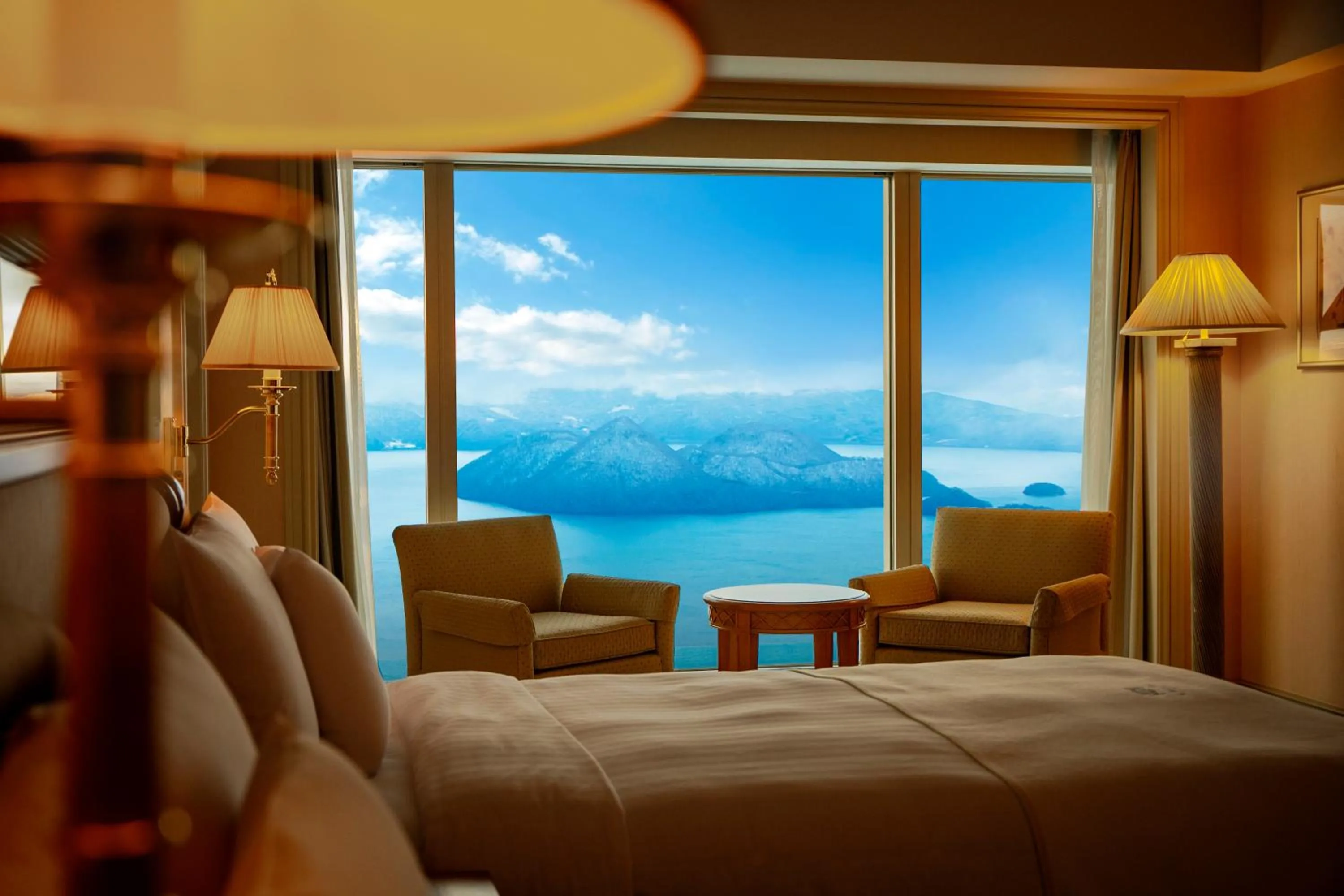 Photo of the whole room, Bed in The Windsor Hotel TOYA Vignette Collection