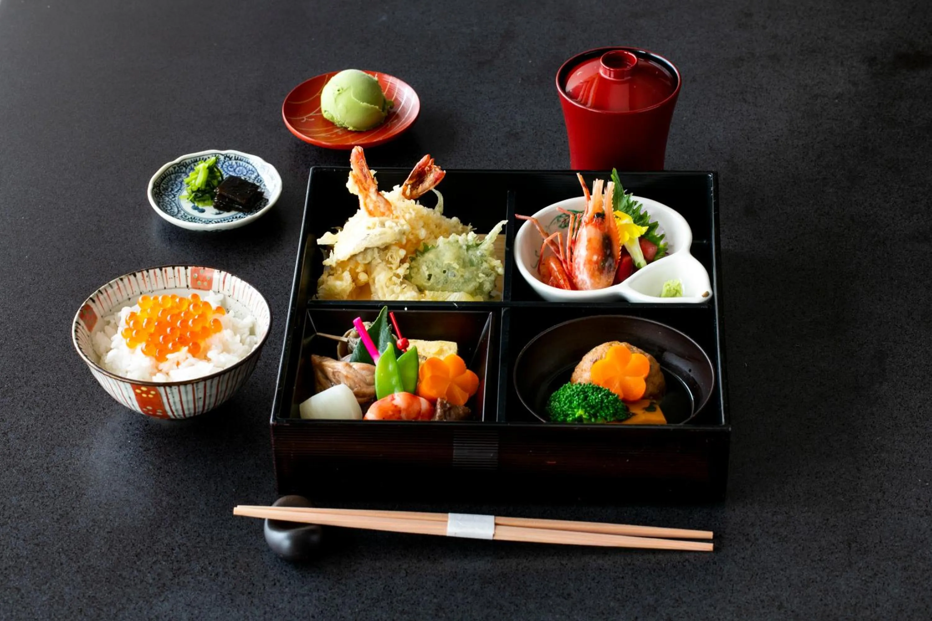 Restaurant/places to eat in The Windsor Hotel TOYA Vignette Collection