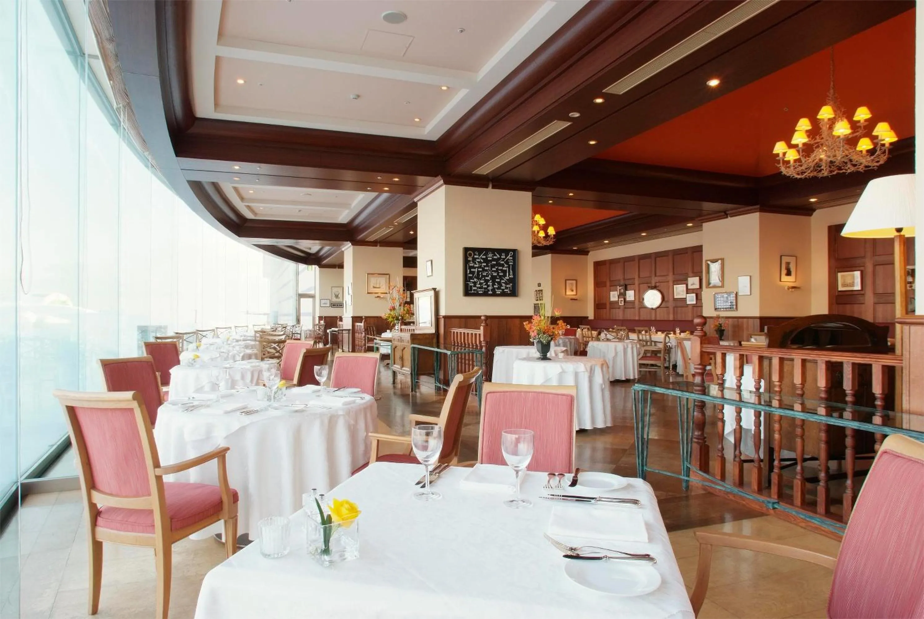 Restaurant/places to eat in The Windsor Hotel TOYA Vignette Collection