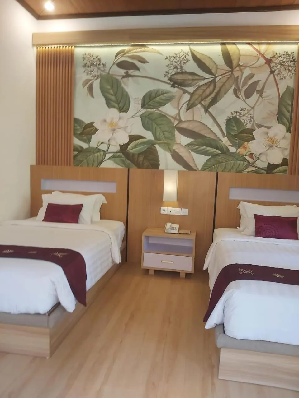 Bedroom, Bed in Nick's Pension