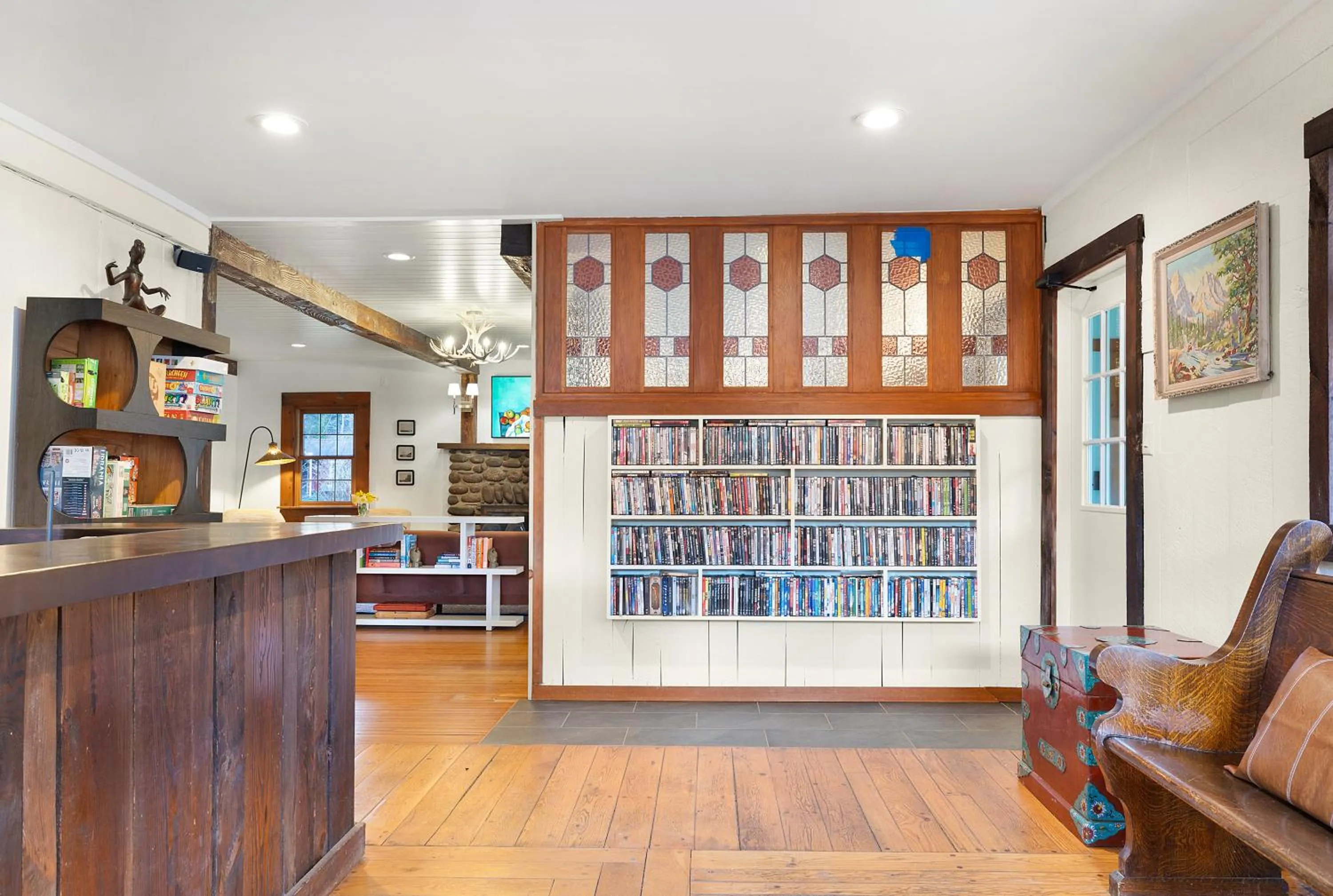 Lobby or reception in Phoenicia Lodge