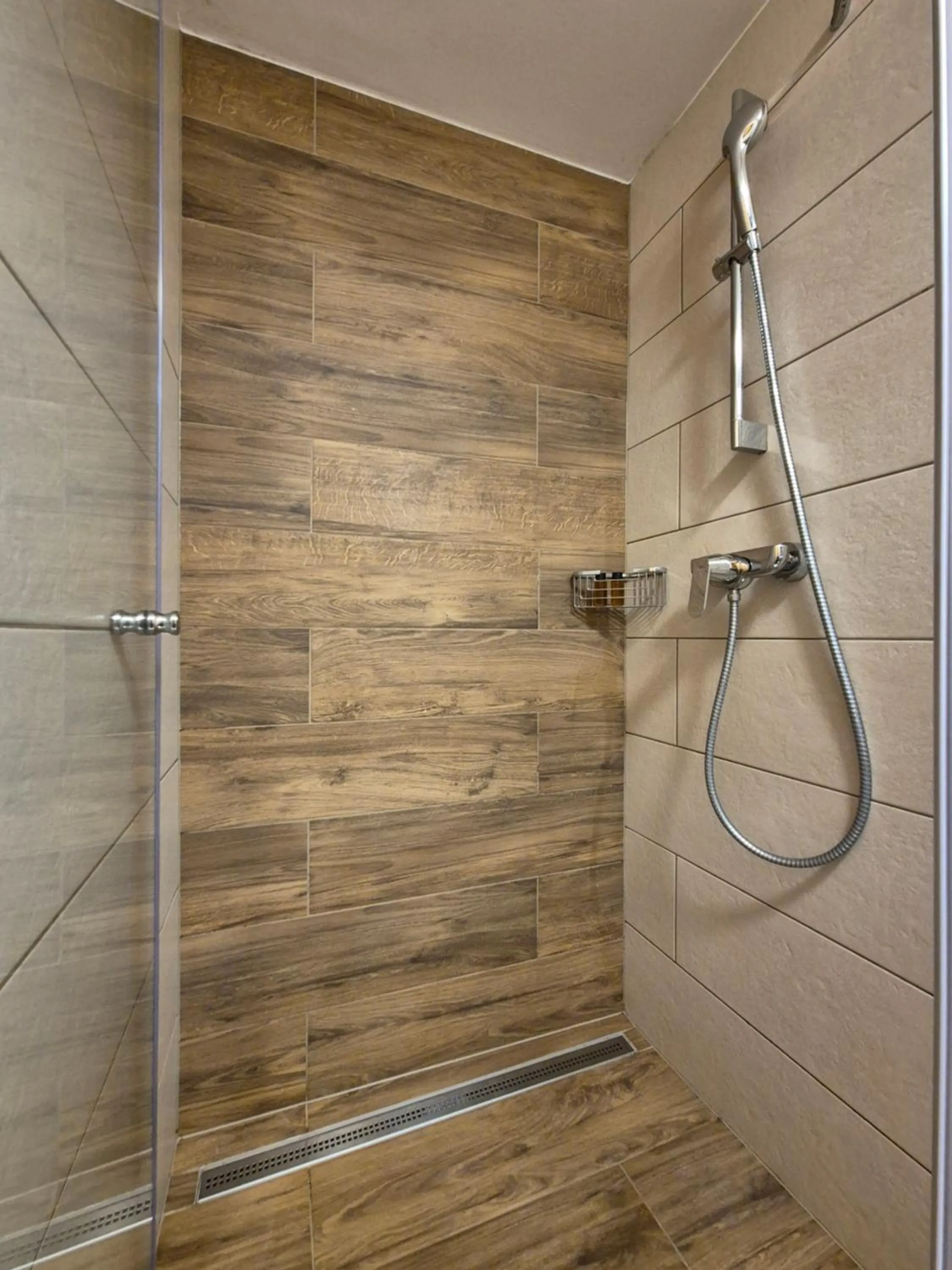 Shower in PRIVILLAGE Stare - B&B