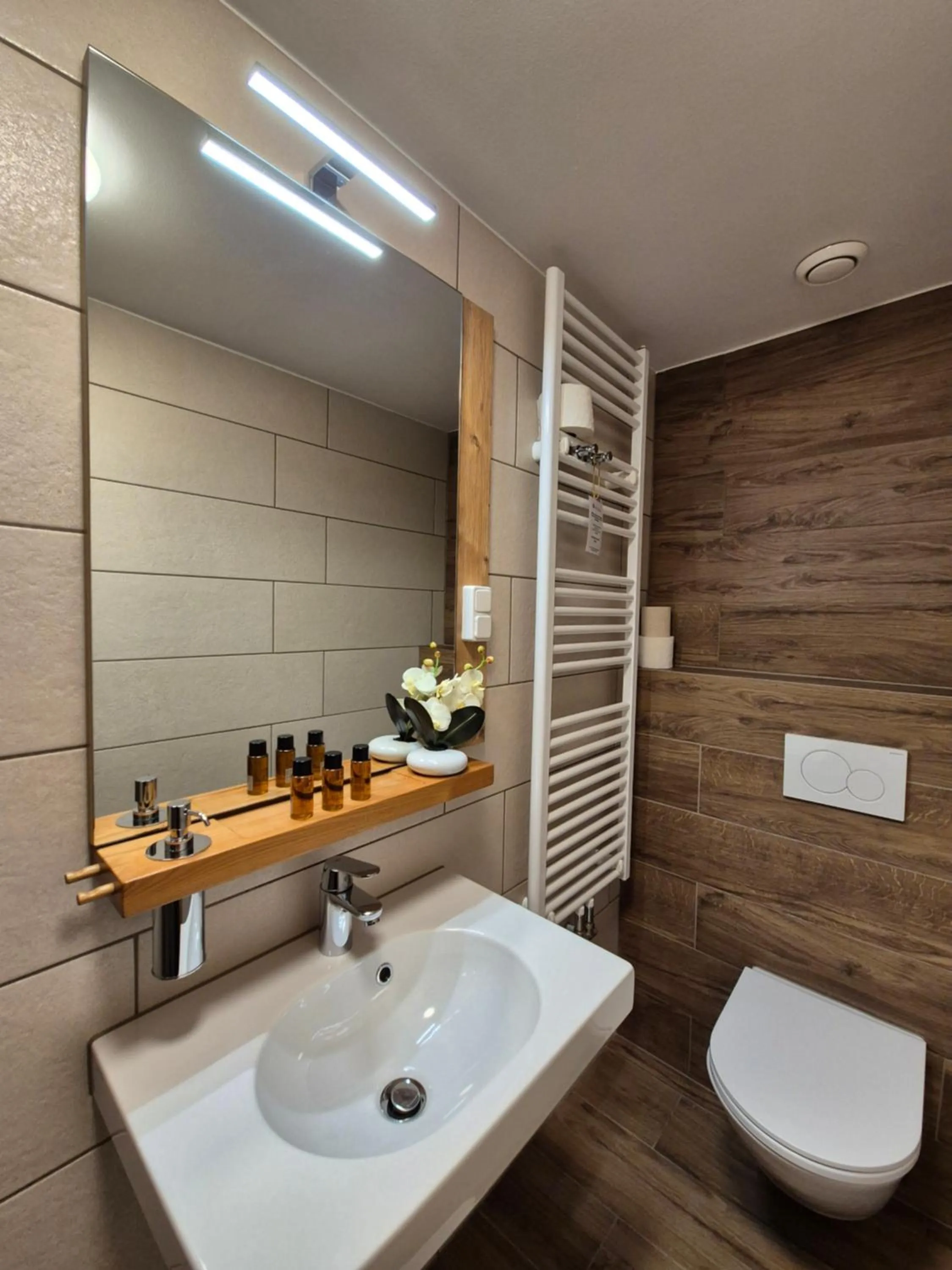 Shower in PRIVILLAGE Stare - B&B