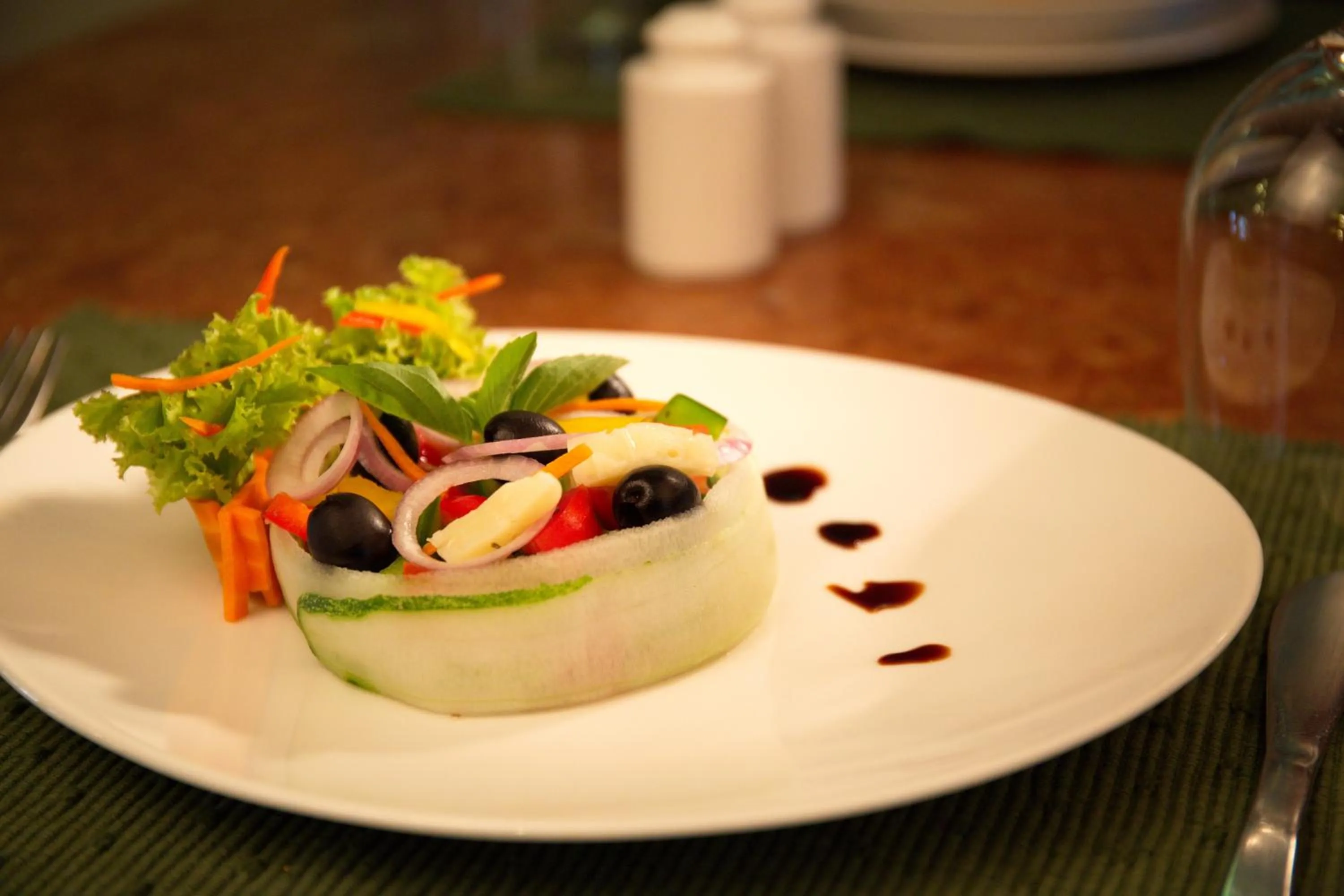 Food and drinks in Tea Bungalow