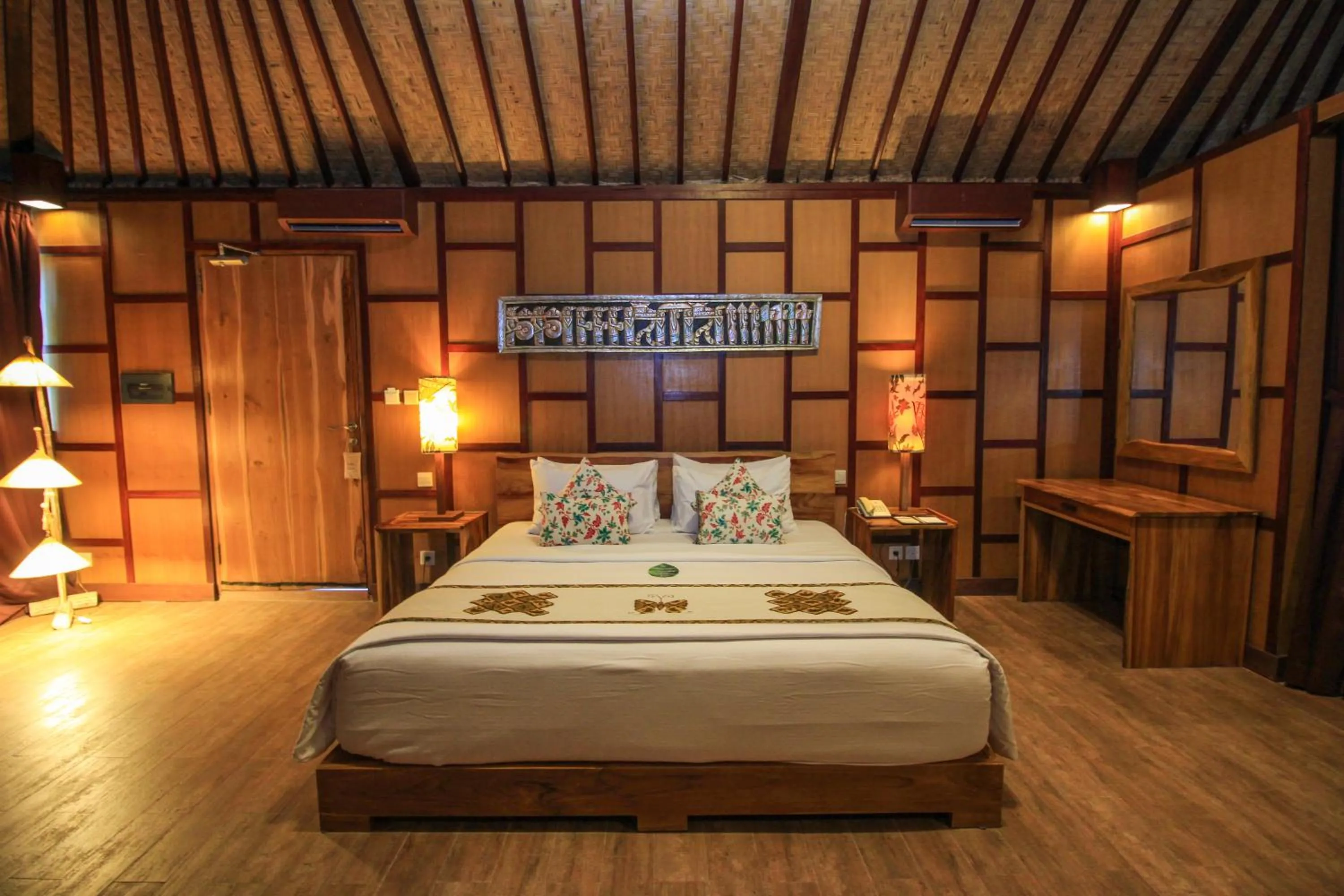 Bed in Kupu Kupu Jimbaran Beach Hotel & Spa by L’Occitane