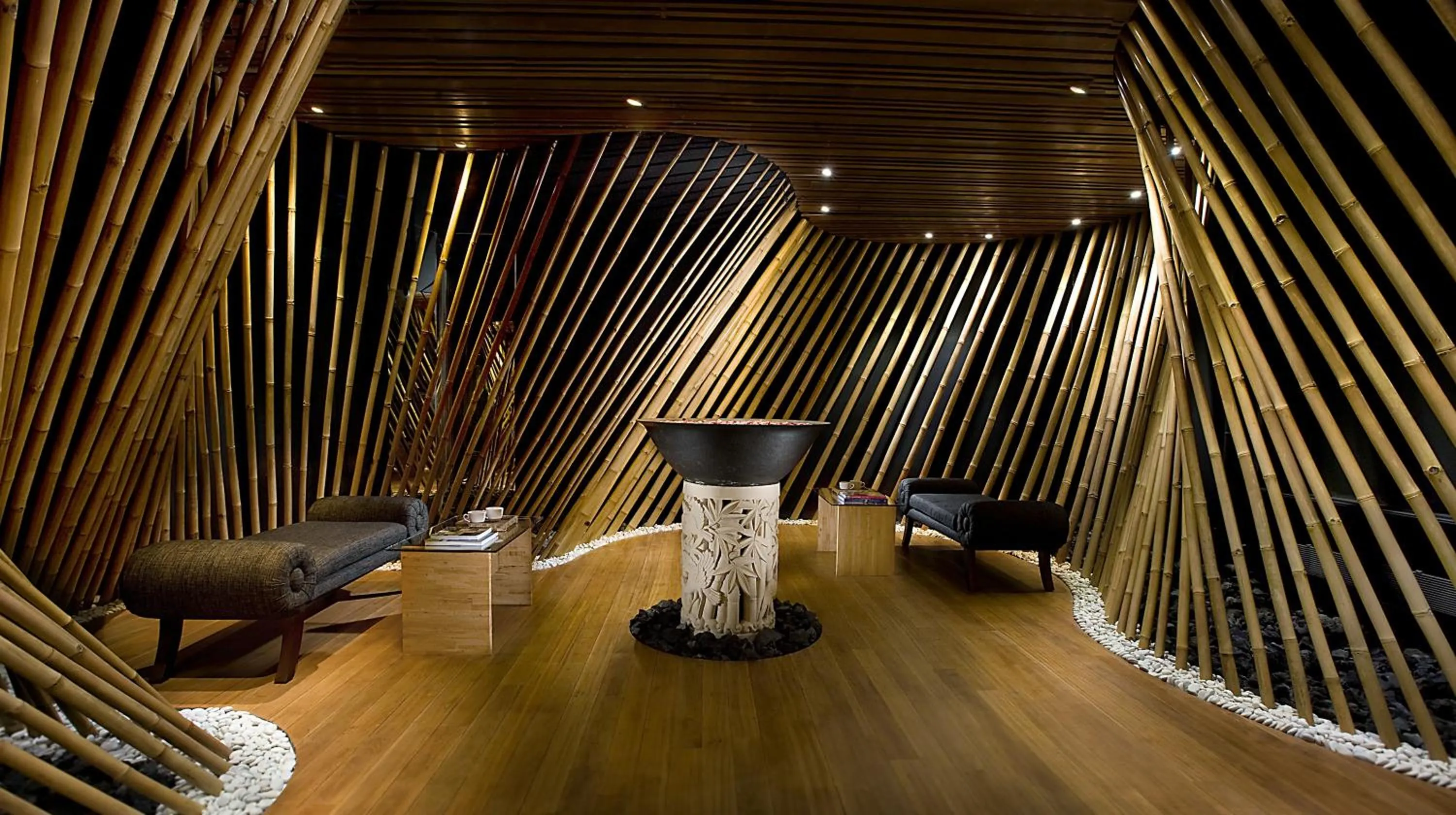 Spa and wellness centre/facilities in Kupu Kupu Jimbaran Beach Hotel & Spa by L’Occitane