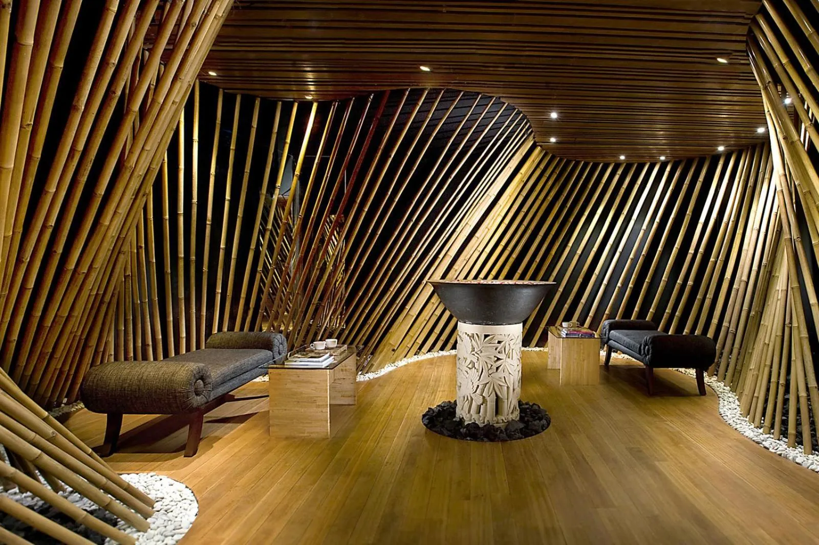 Spa and wellness centre/facilities in Kupu Kupu Jimbaran Beach Hotel & Spa by L’Occitane