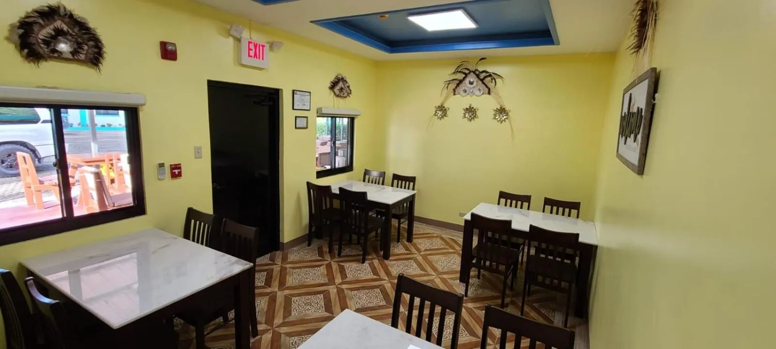 Restaurant/places to eat in Saipan Beach Hotel