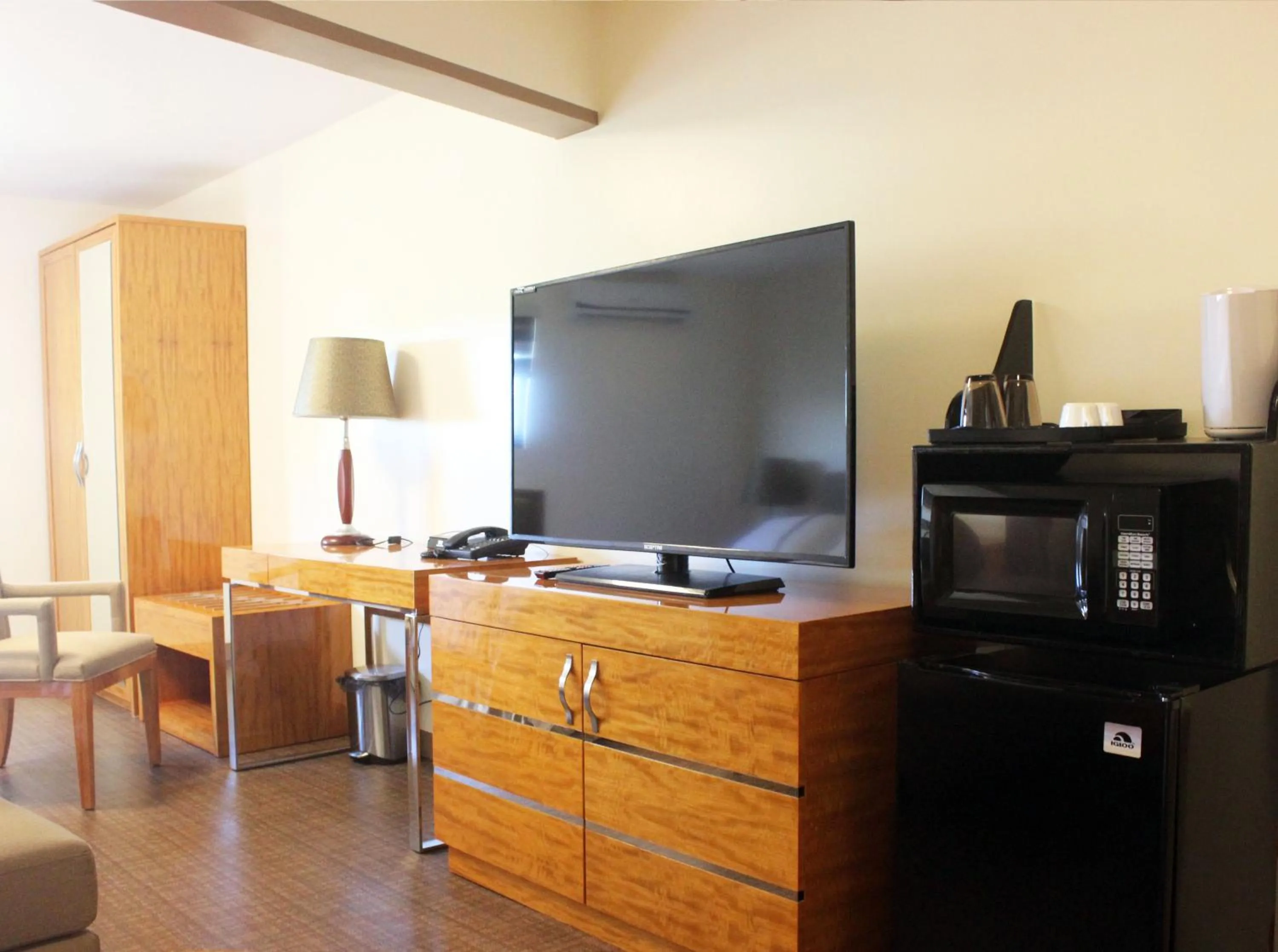 TV and multimedia in Saipan Beach Hotel