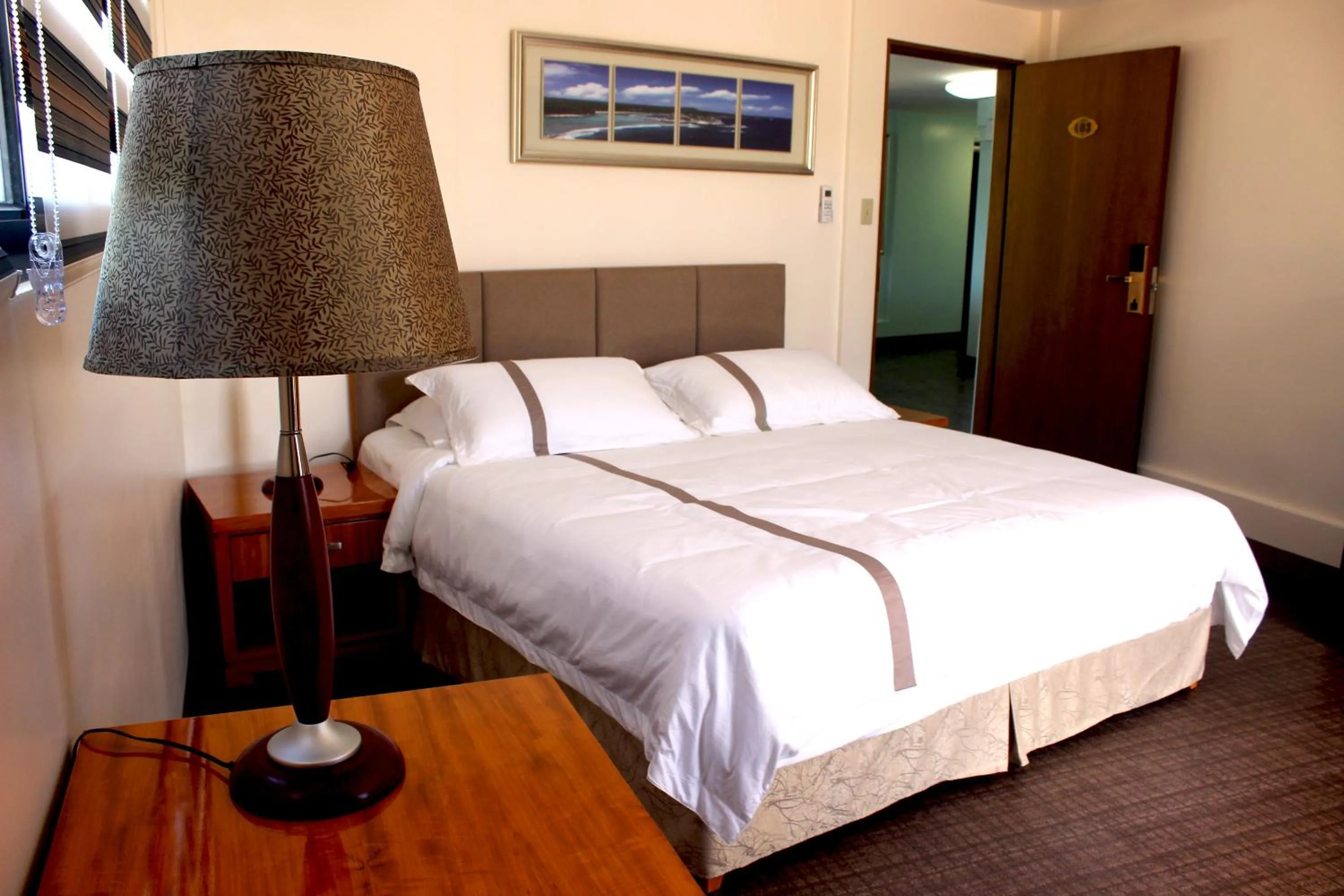 Bedroom, Bed in Saipan Beach Hotel