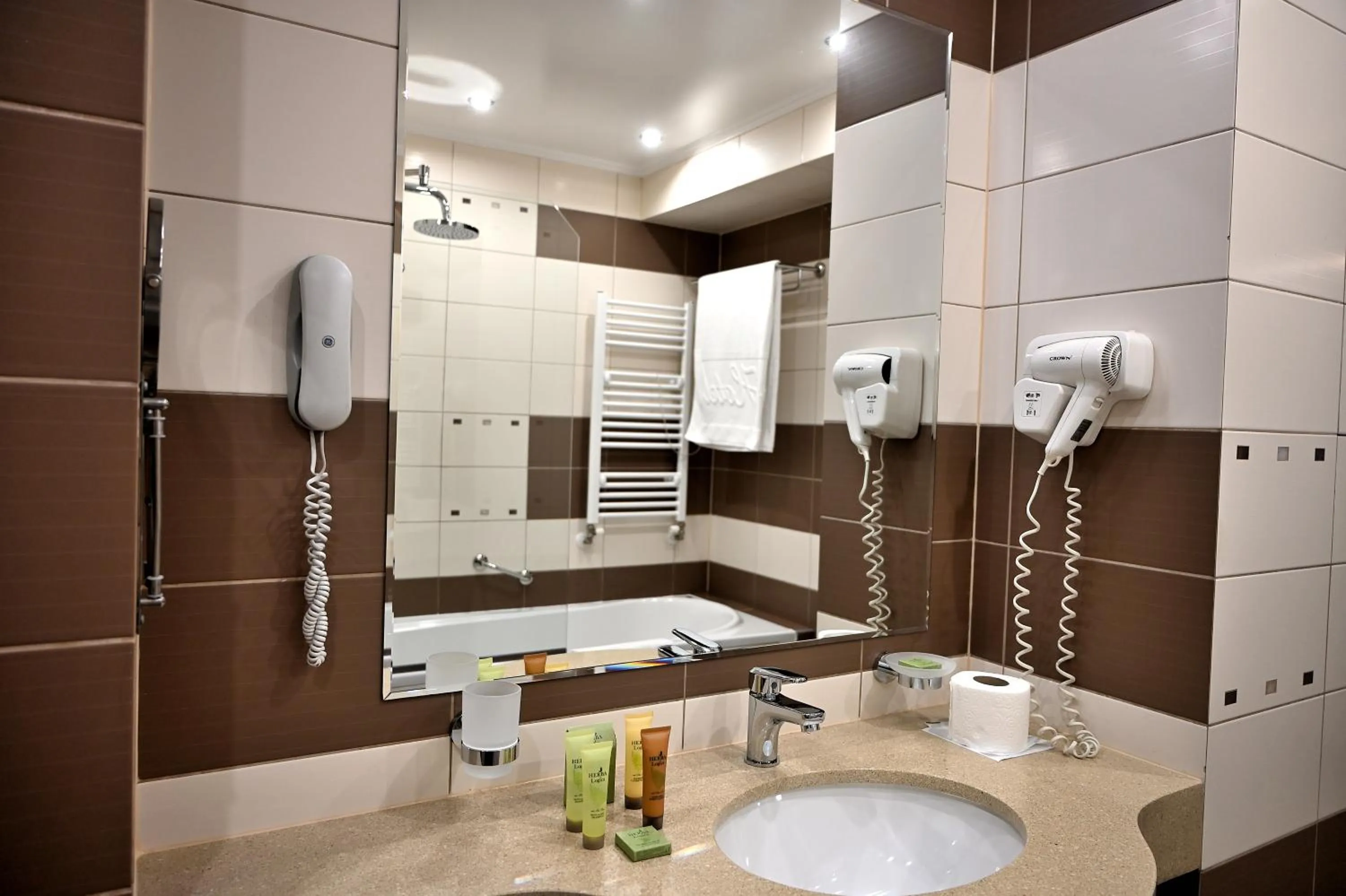 Shower in Hotel ZOO Sofia