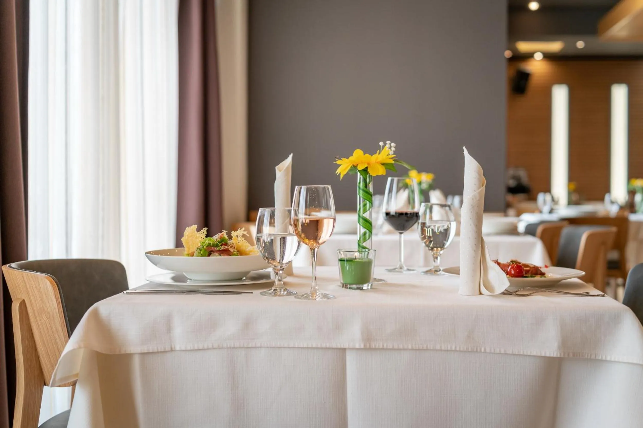 Restaurant/places to eat in Hotel ZOO Sofia