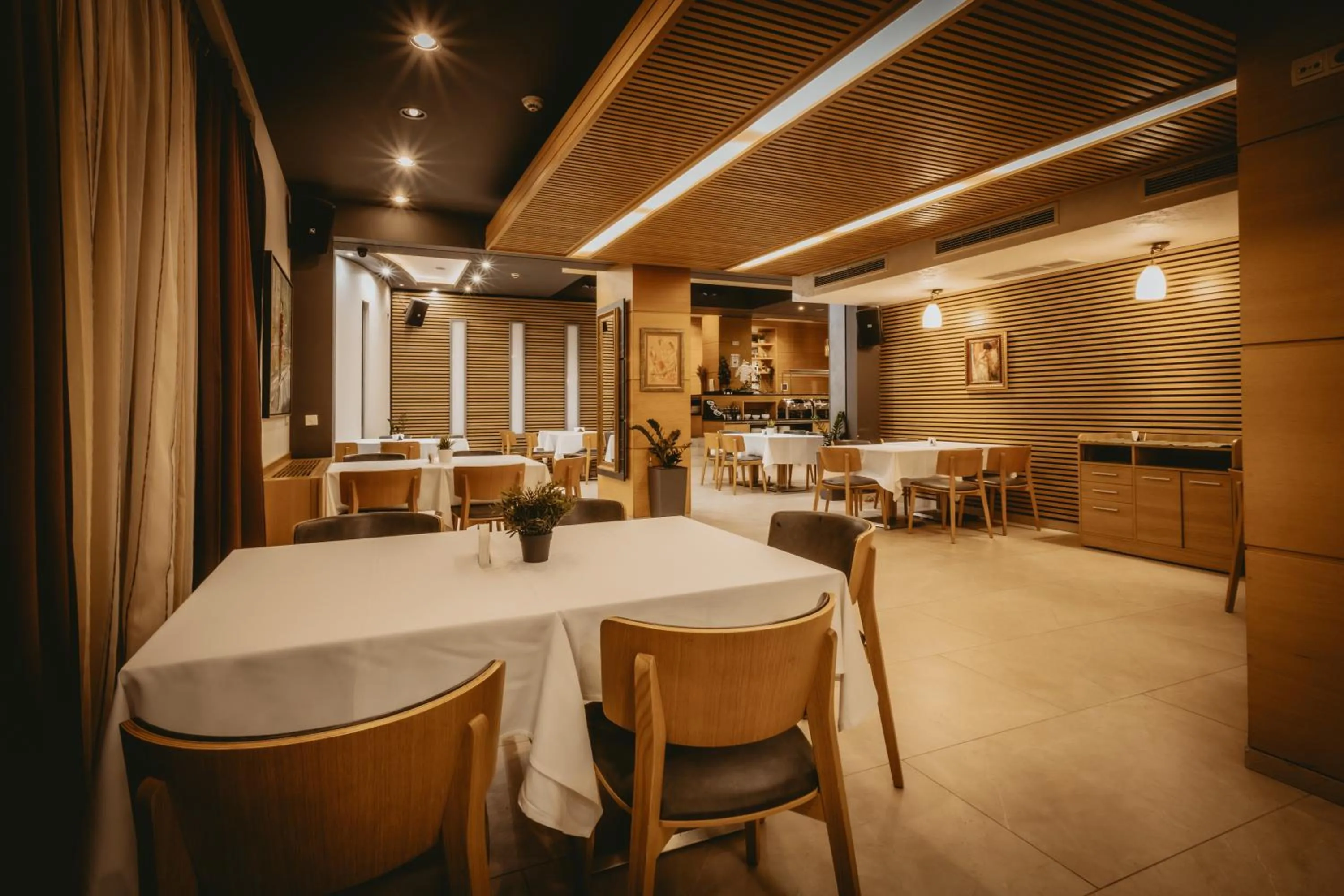 Restaurant/places to eat in Hotel ZOO Sofia