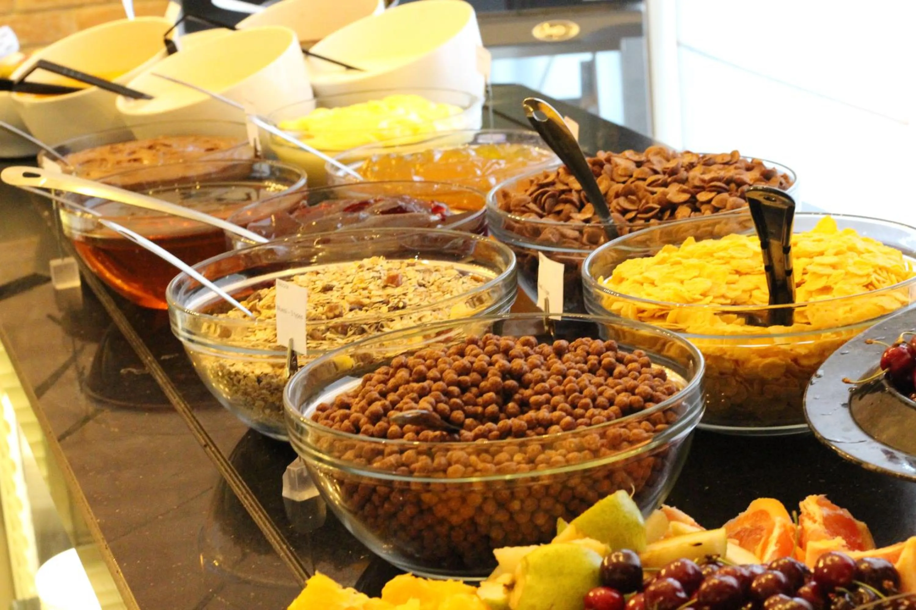 Breakfast in Aparthotel Marina Holiday Club - All Inclusive & Free Parking