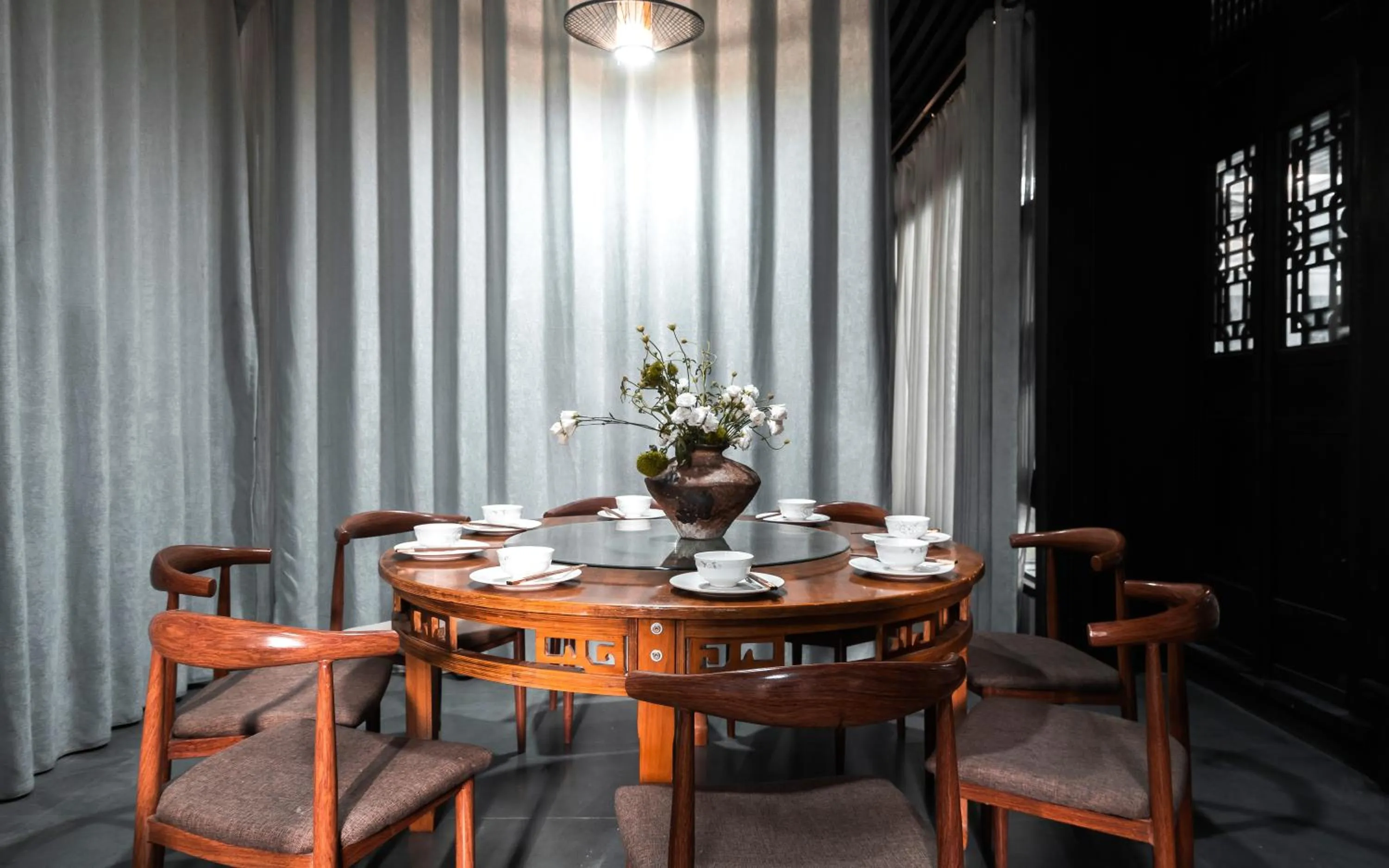 Restaurant/places to eat in Lijiang Gemmer Hotel