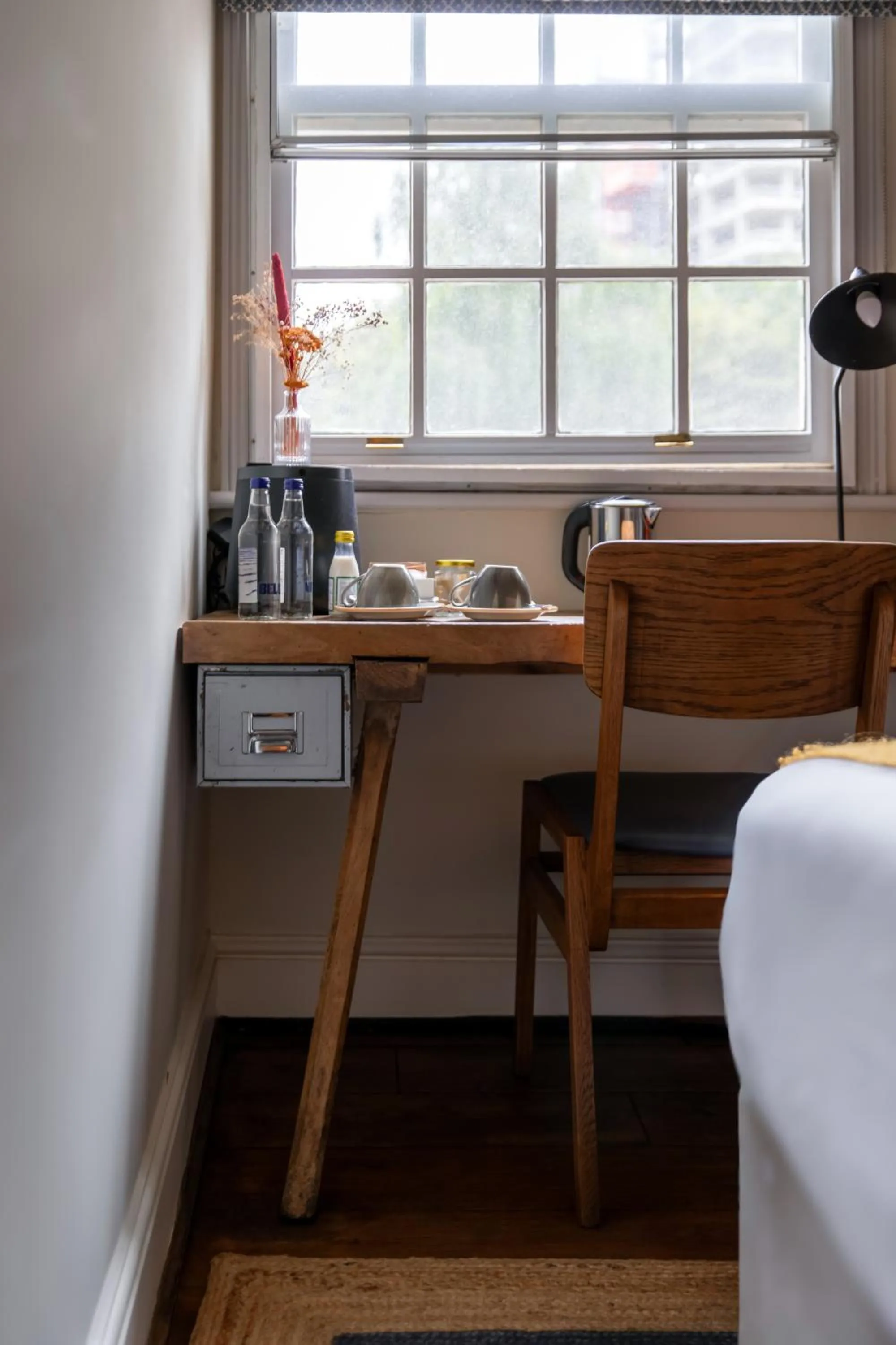 Coffee/tea facilities, Bed in The Pilot Inn