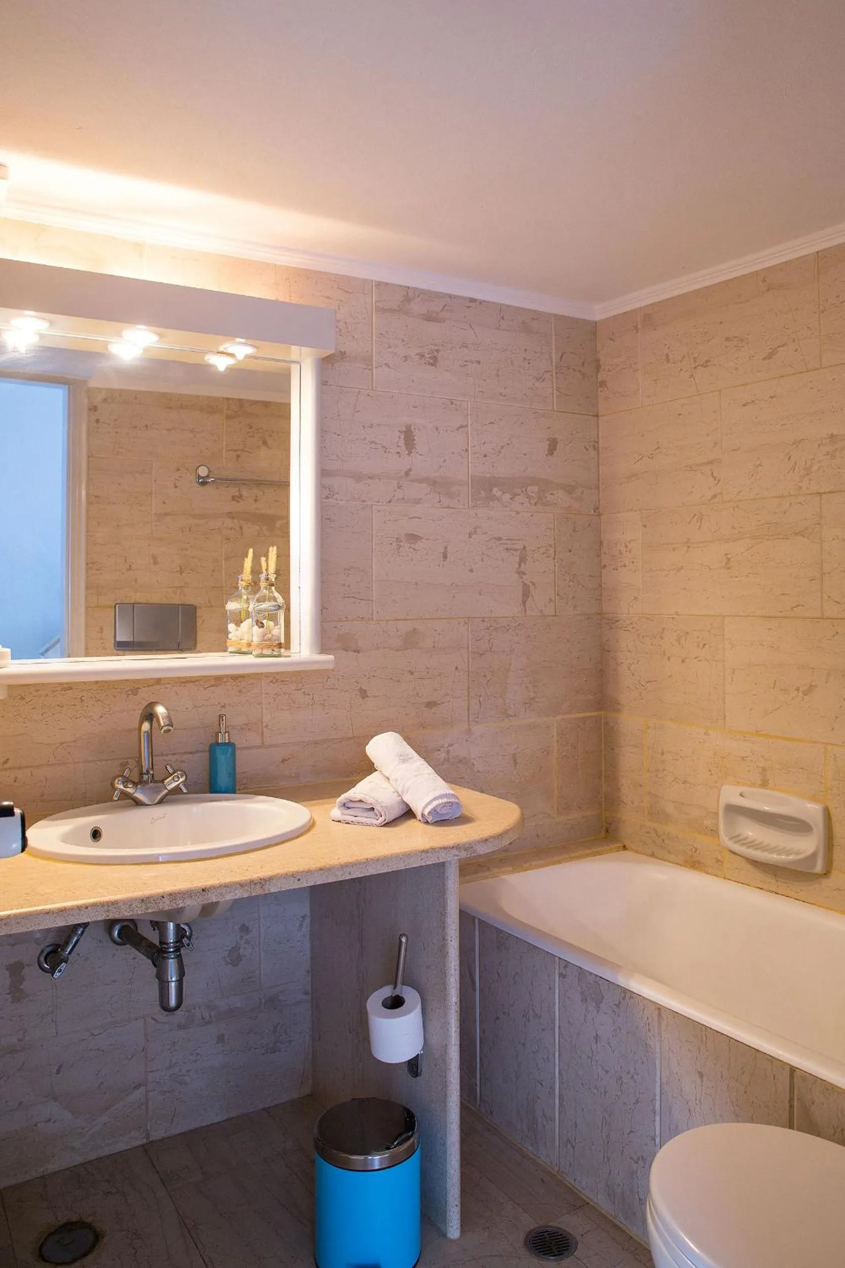 Bathroom in Primavera Paradise Apartments