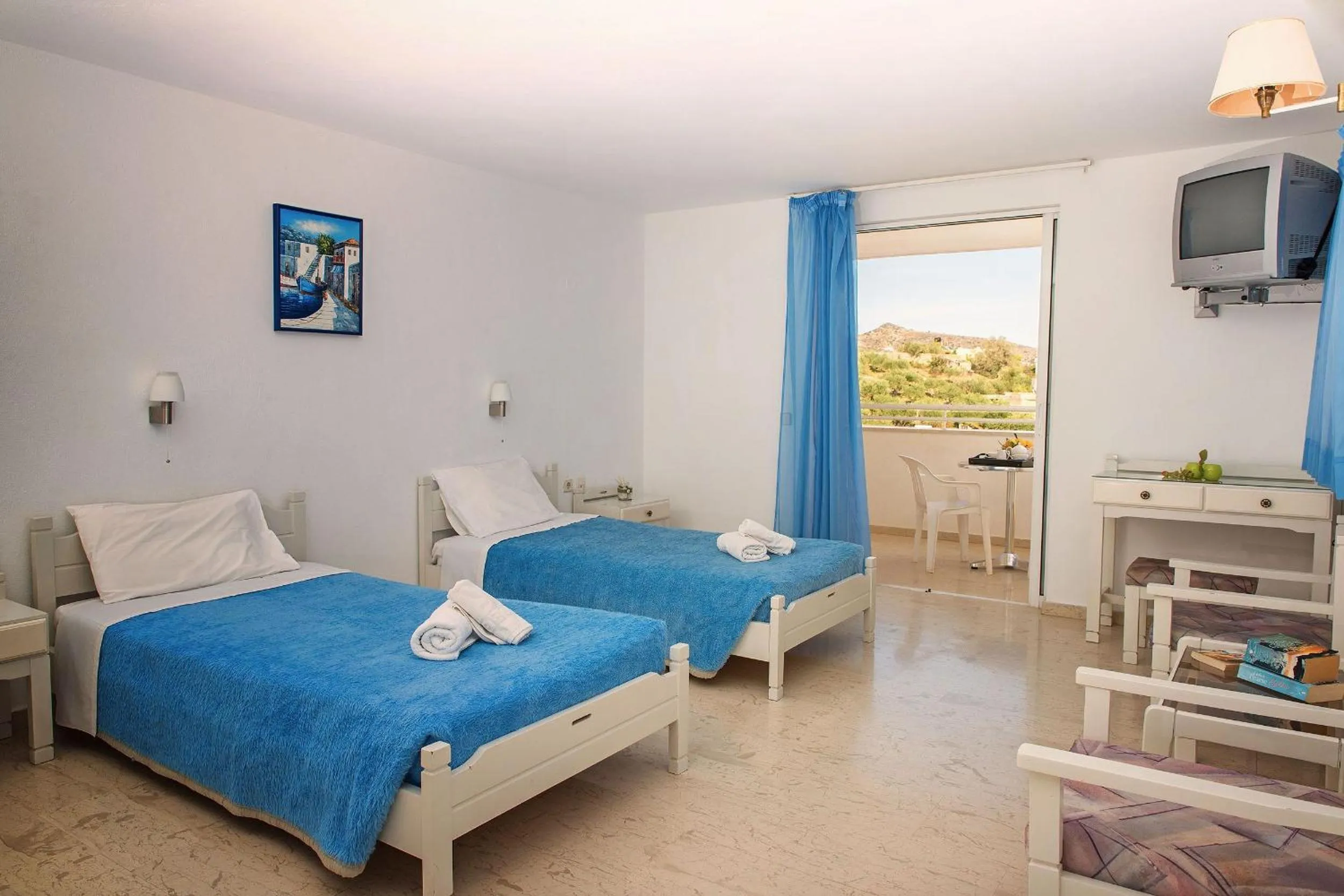 Bedroom, Bed in Primavera Paradise Apartments