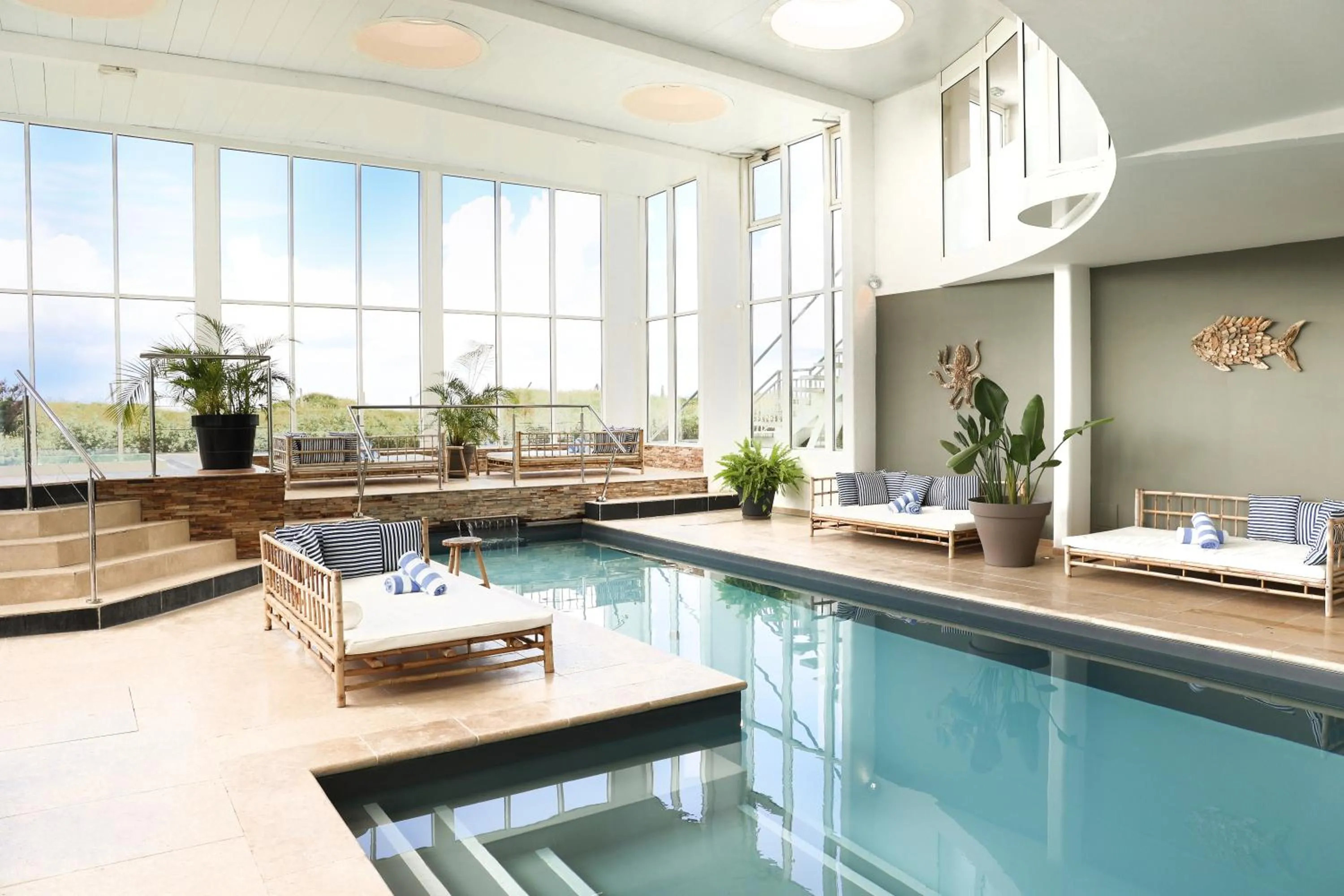 Hot Tub in Hôtel & Spa Le Grand Large