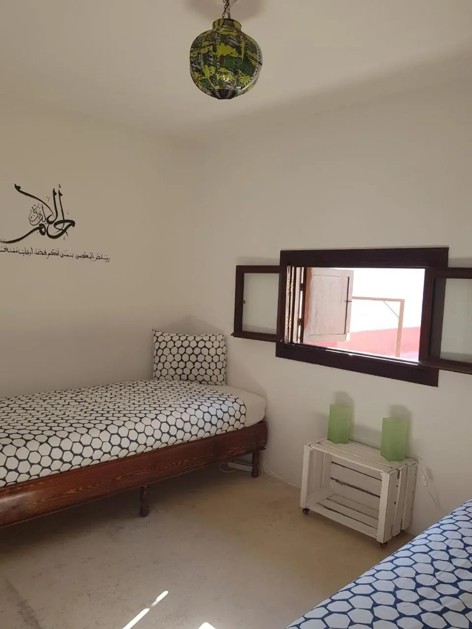 Photo of the whole room, Bed in Riad El Maâti