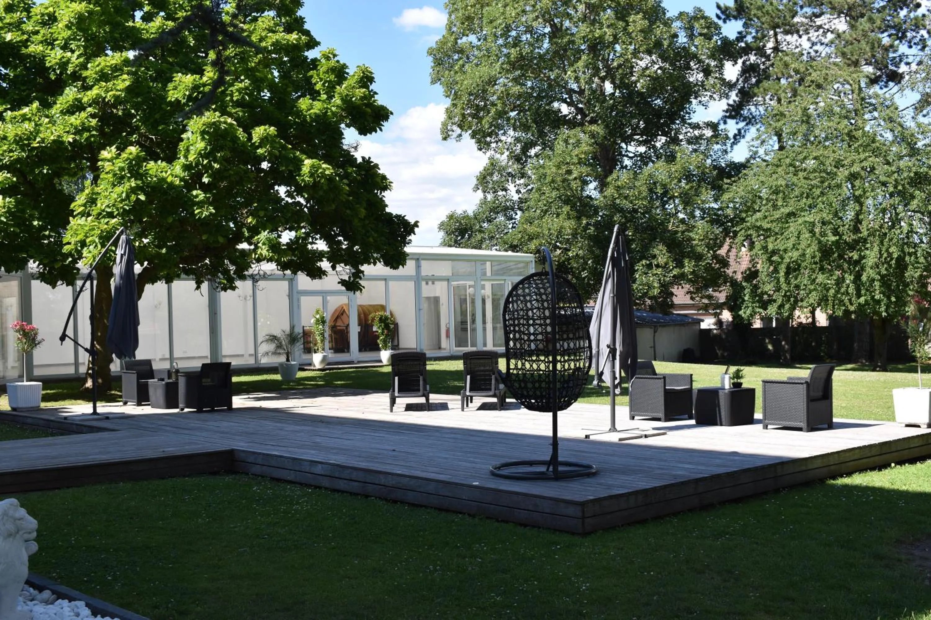 Patio in Logis Manoir de Fourcy