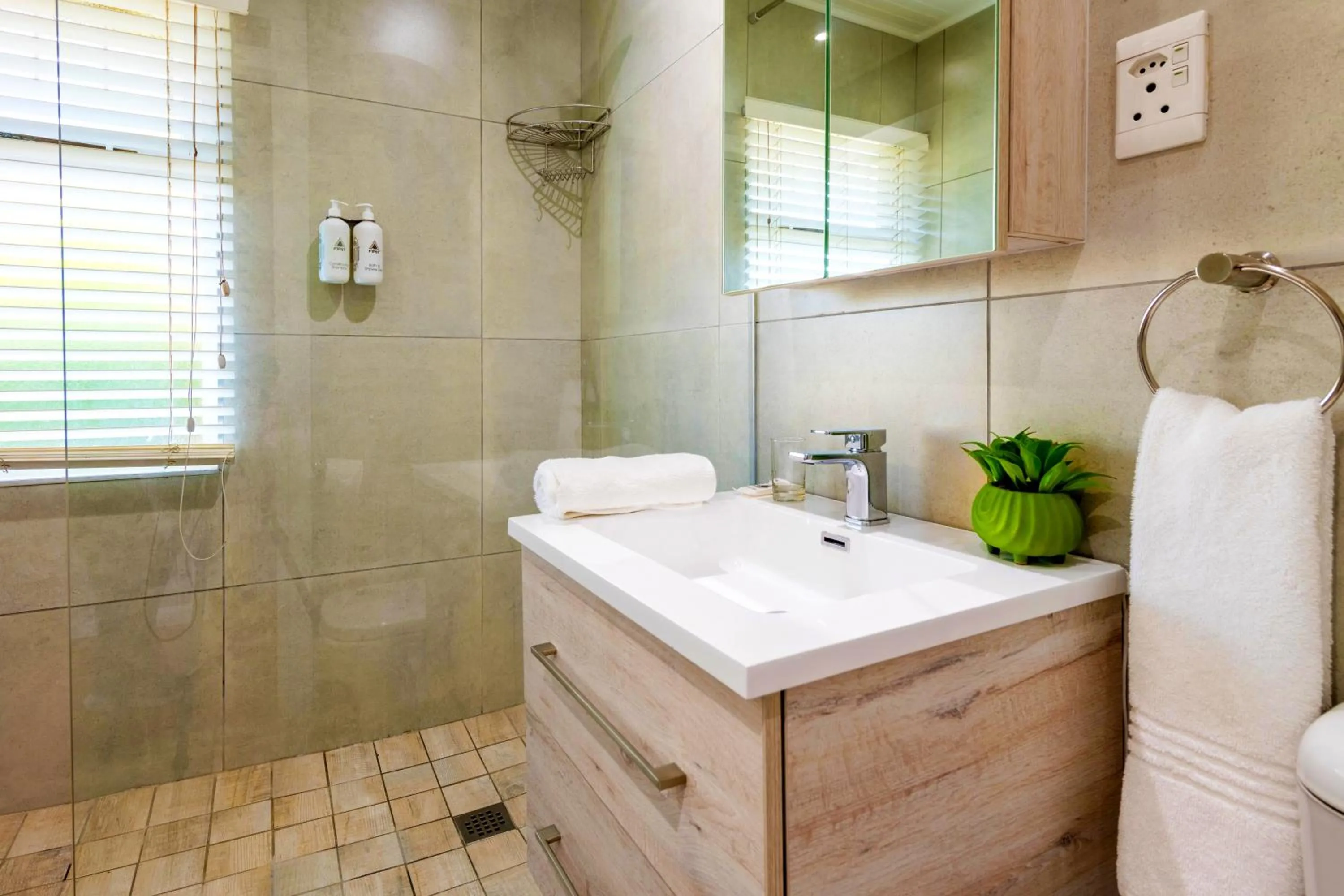 Shower in Knysna River Club by First Private Stays