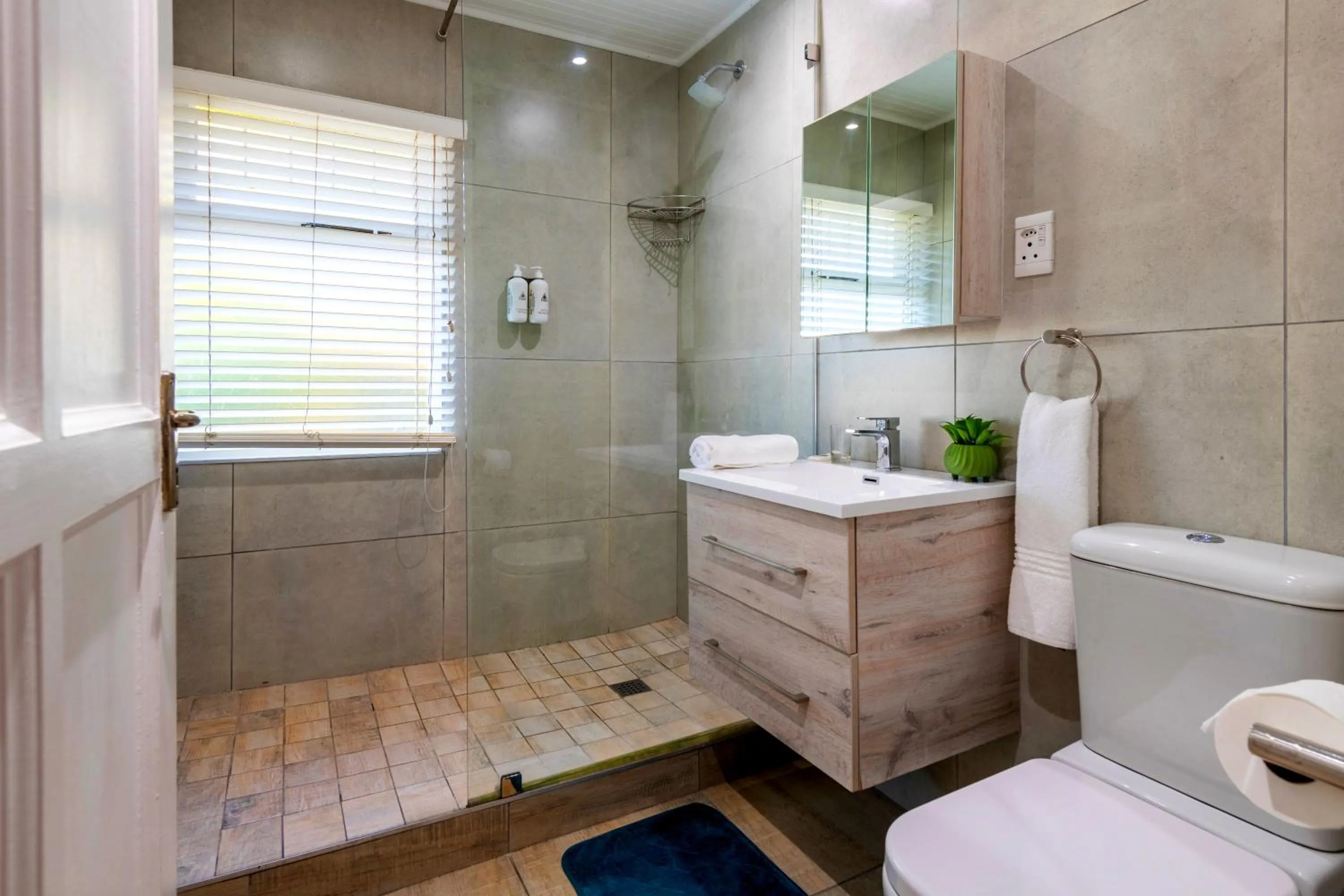Shower in Knysna River Club by First Private Stays