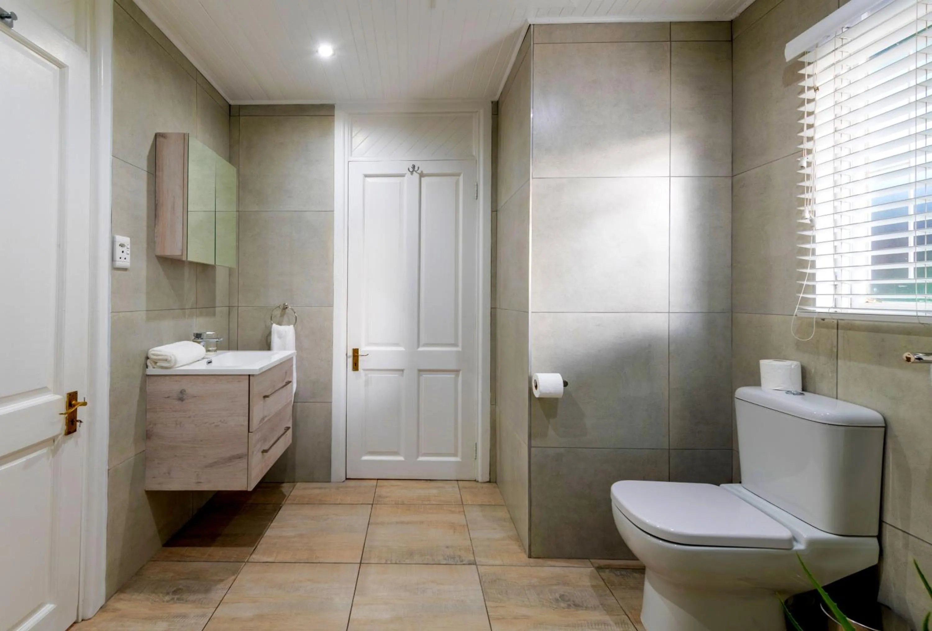 Toilet in Knysna River Club by First Private Stays